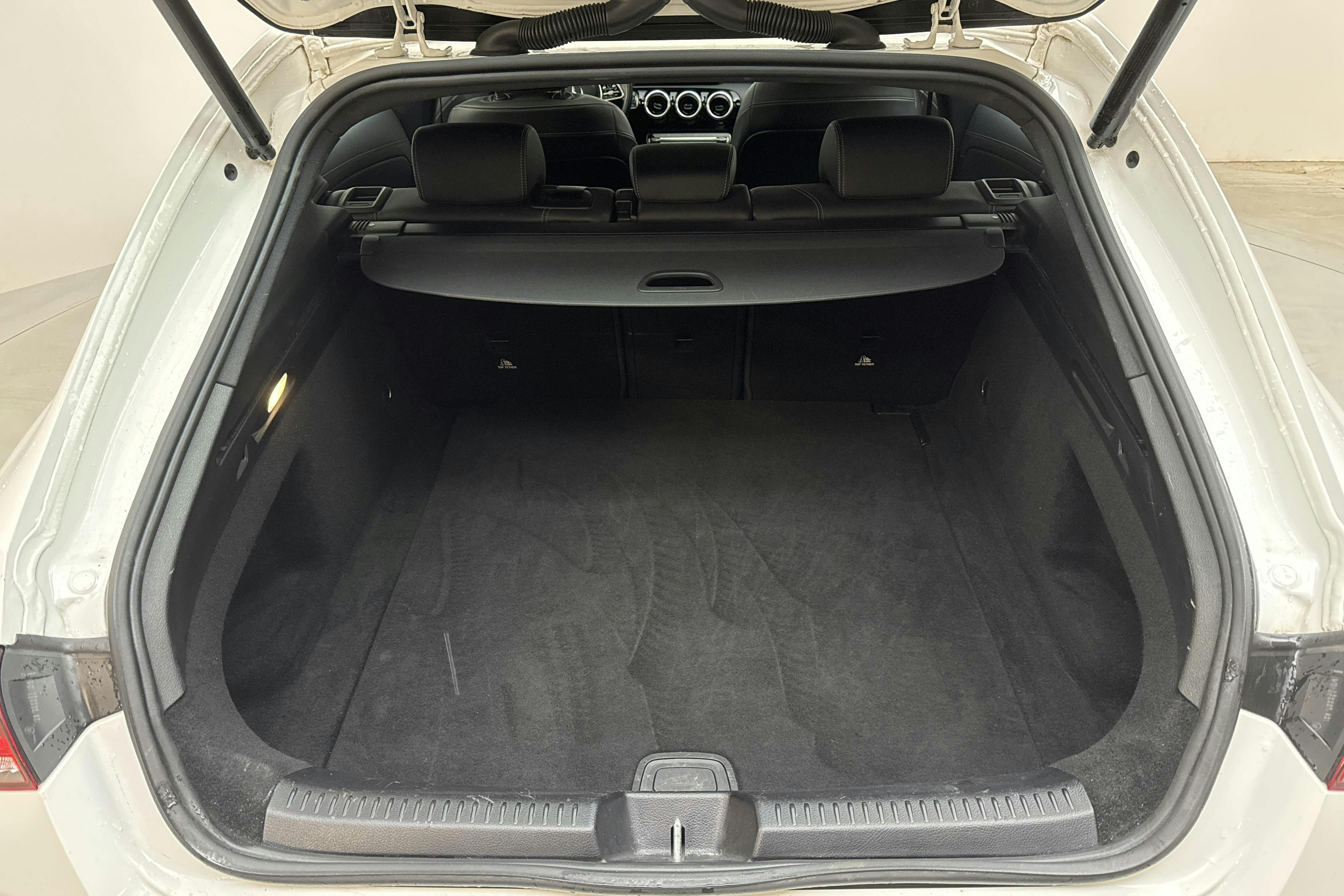 Mercedes CLA 200 d Shooting Brake X118 (150hk) - 114 770 km - Automatic - white - 2021