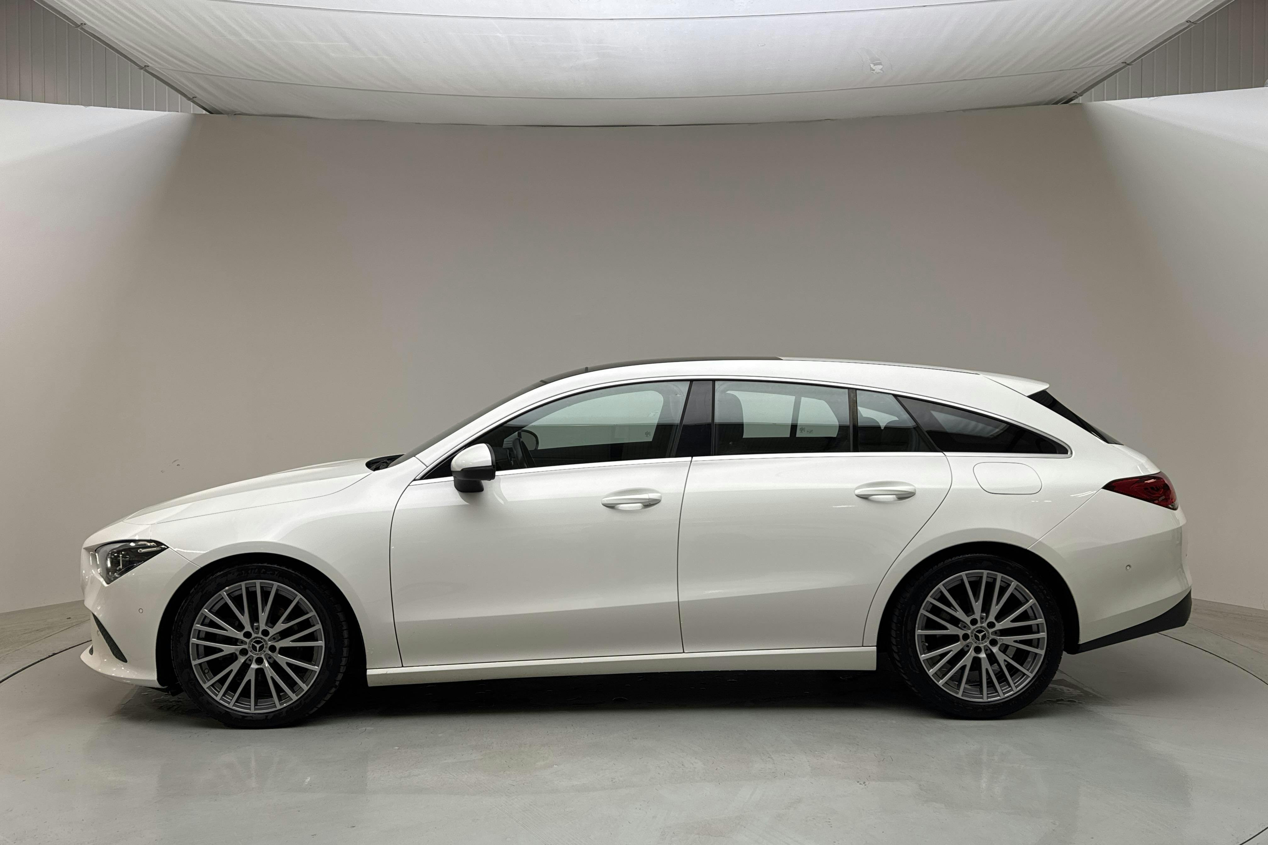 Mercedes CLA 200 d Shooting Brake X118 (150hk) - 114 770 km - Automatic - white - 2021