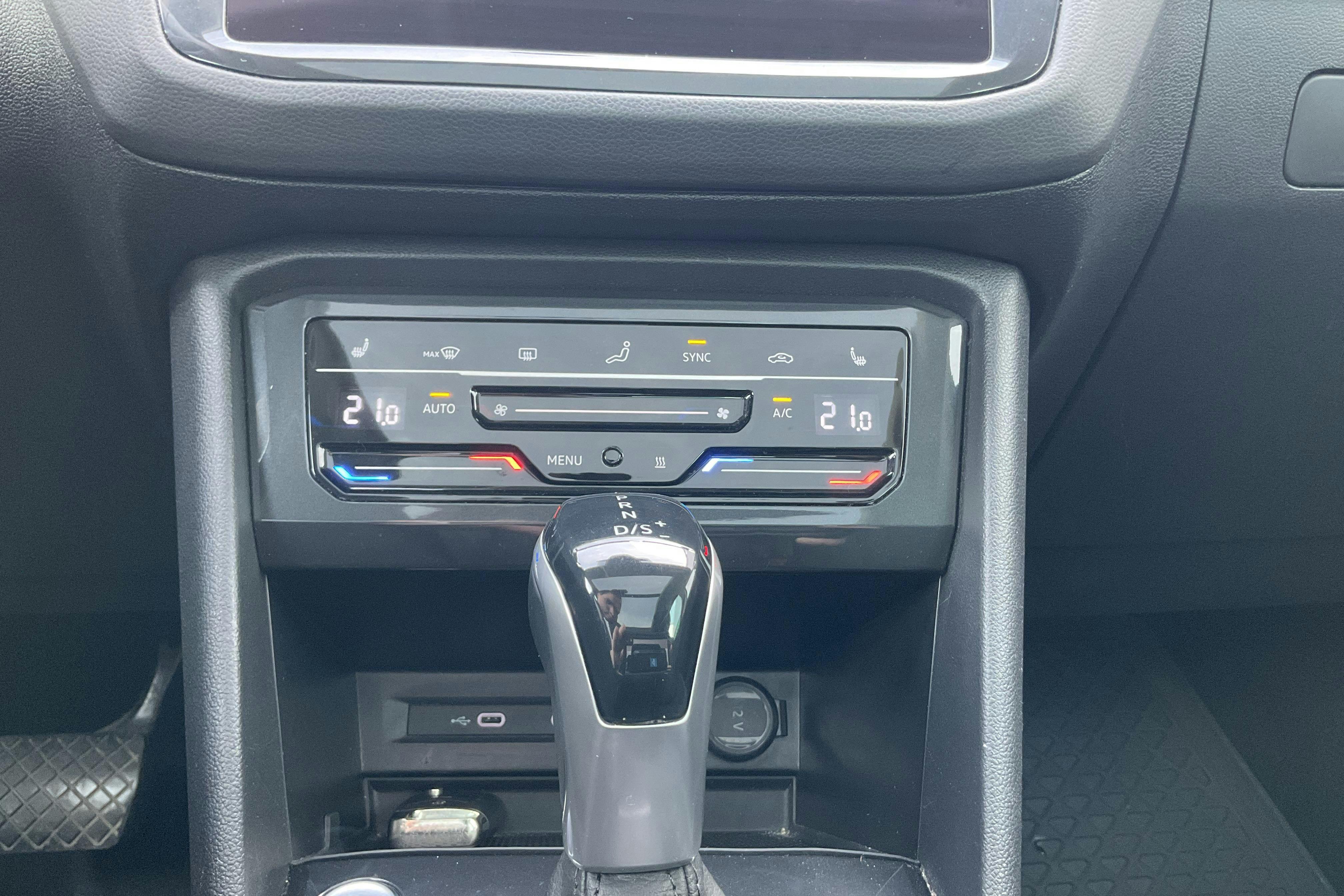 VW Tiguan 2.0 TSI 4MOTION (190hk) - 7 171 mil - Automat - grå - 2022