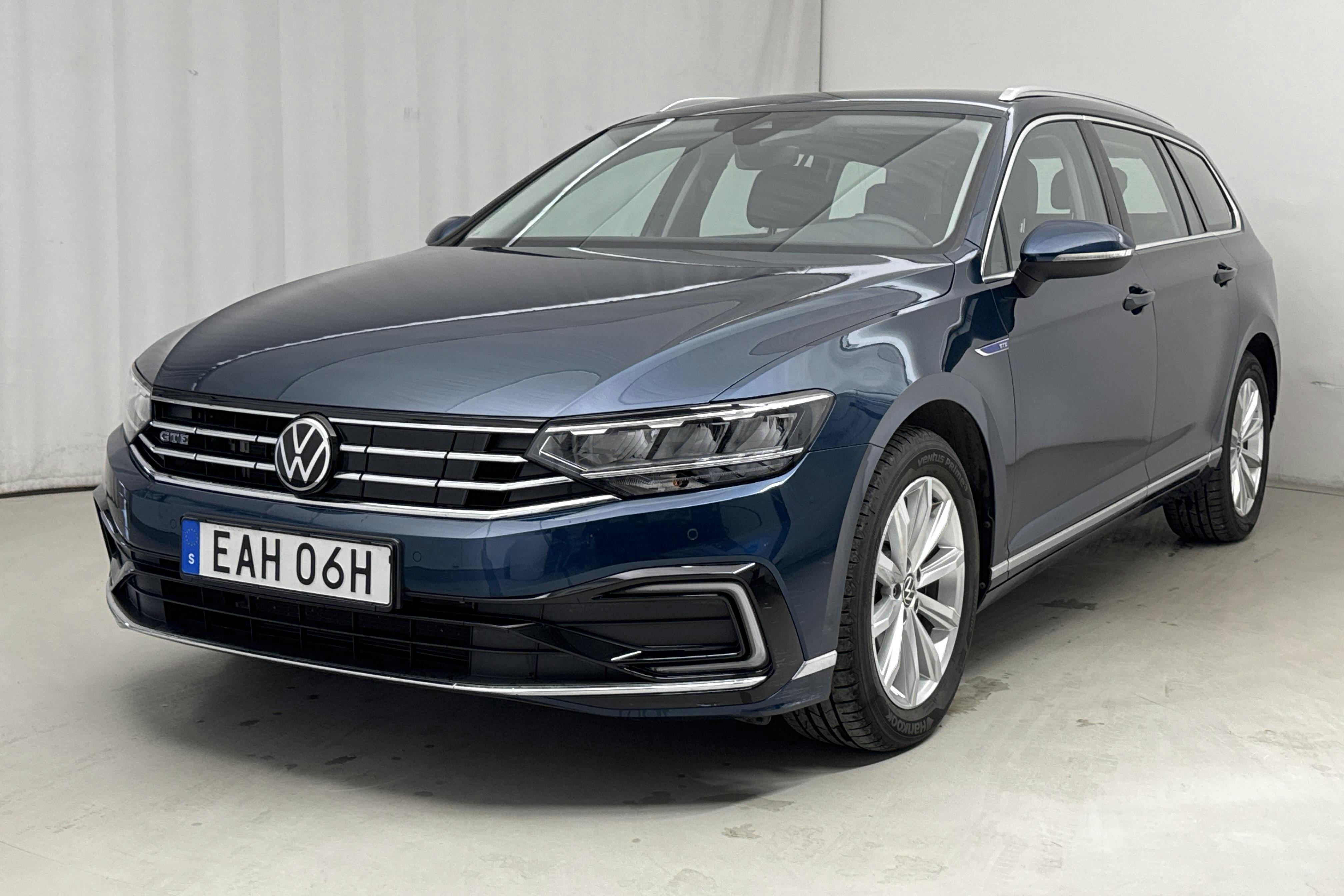 VW Passat 1.4 GTE Sportscombi (218hk) - 1 231 mil - Automat - blå - 2022