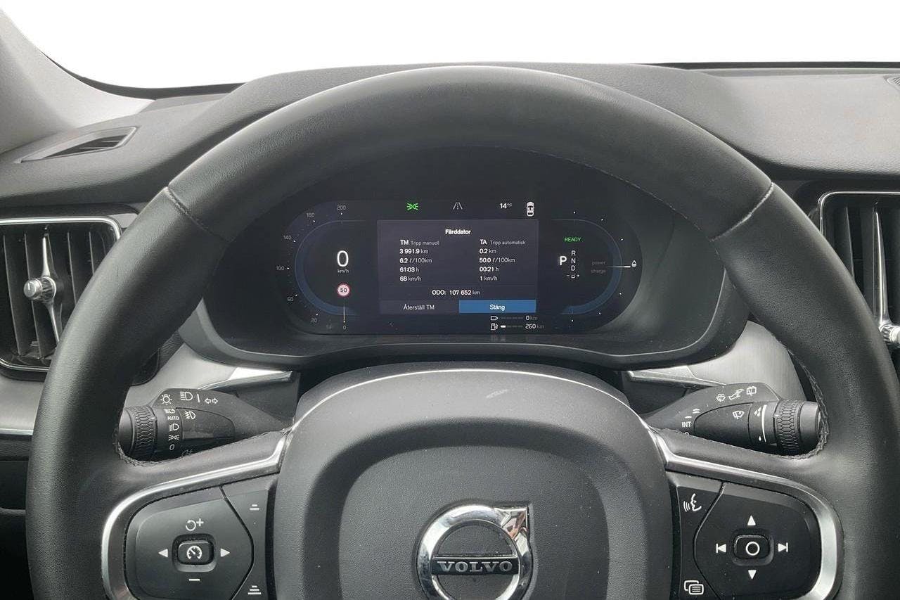 Volvo XC60 T6 AWD Recharge (350hk) - 107 650 km - Automatyczna - czarny - 2023