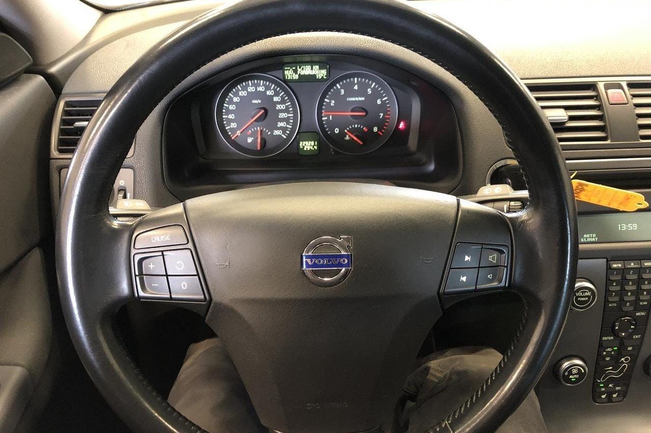 Volvo C30 1.8 Flexifuel (125hk) - 229 290 km - Manual - black - 2008