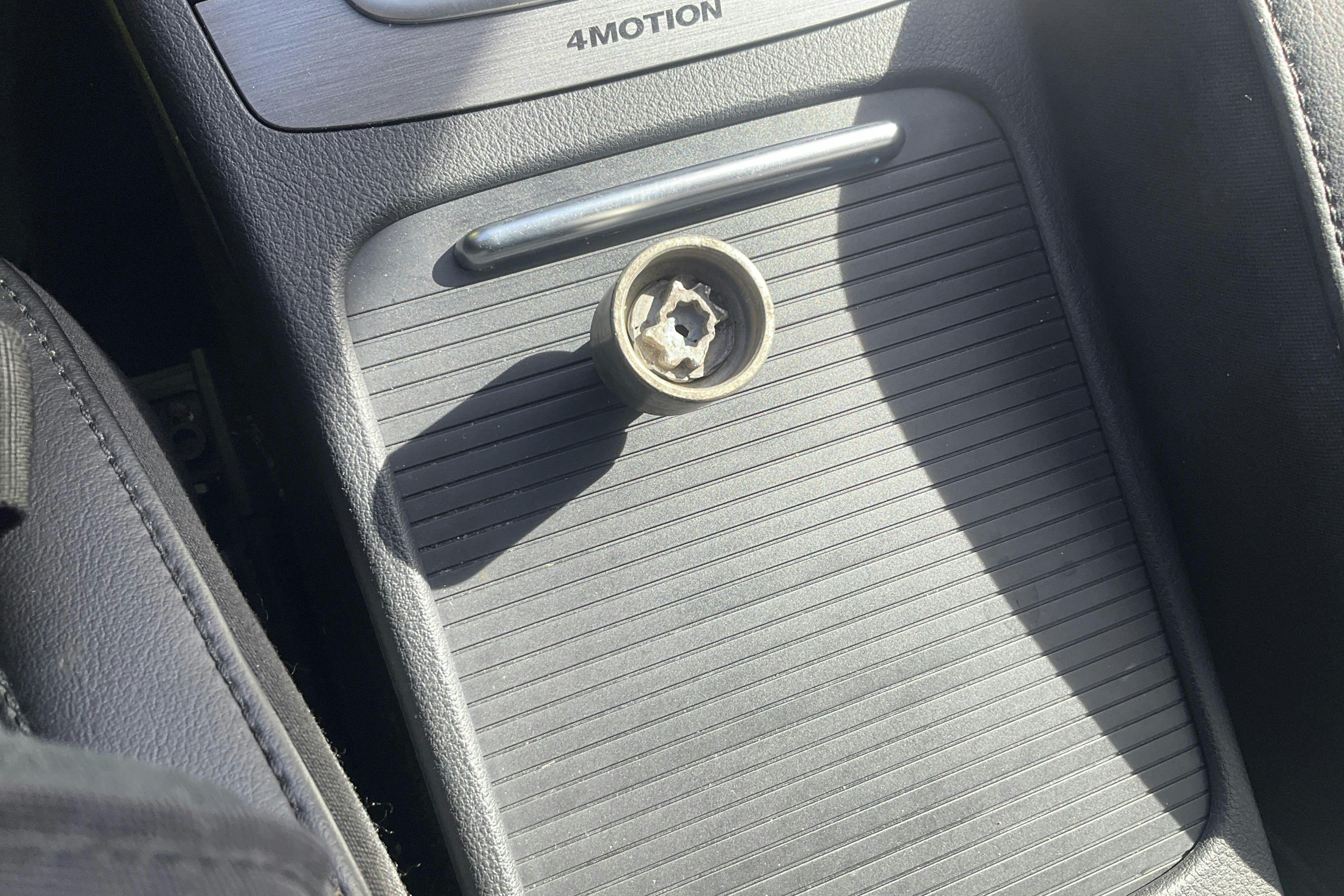 VW Passat 2.0 TDI BlueMotion Technology Variant 4Motion (177hk) - 200 470 km - Automatic - white - 2014