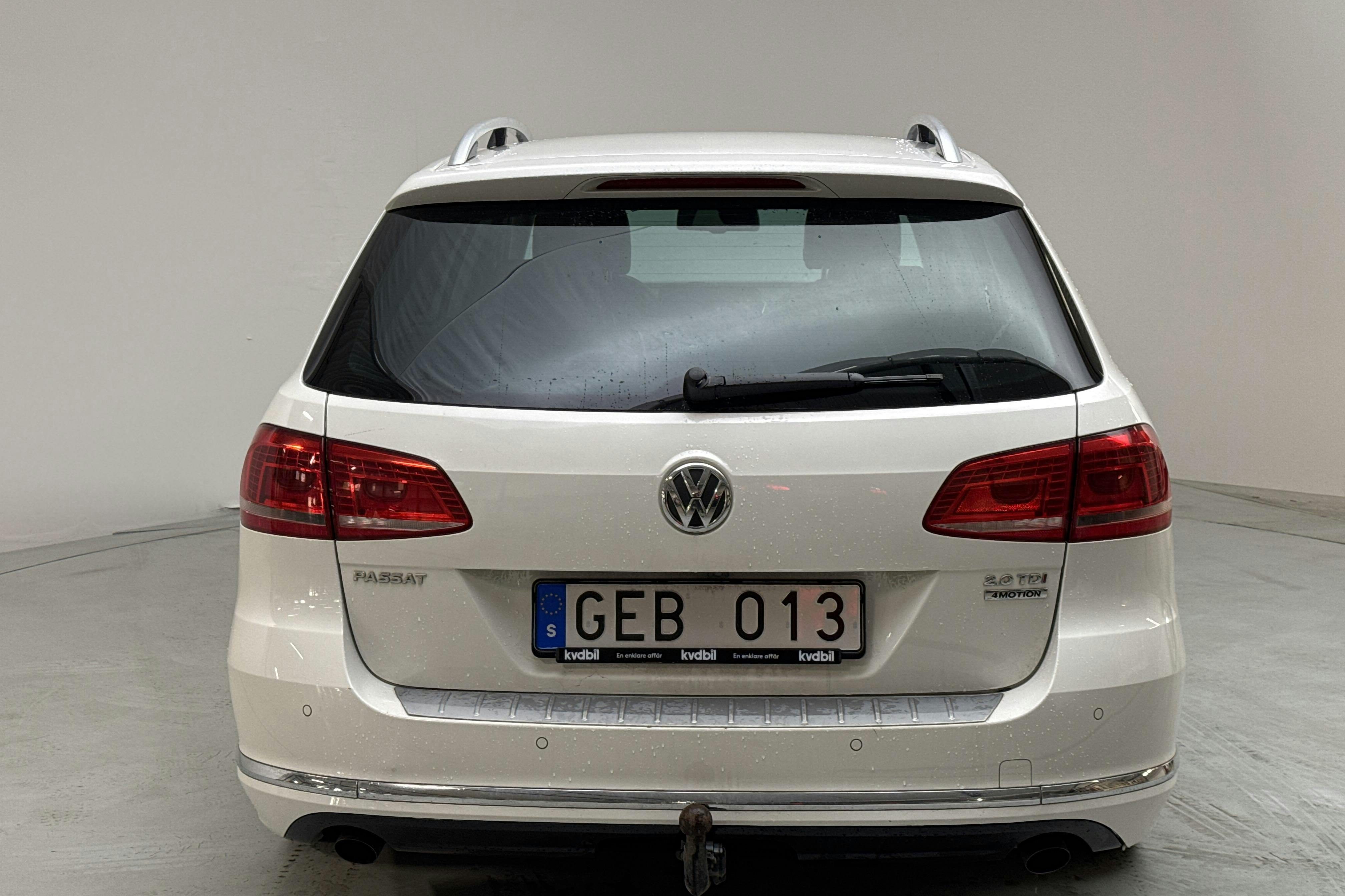 VW Passat 2.0 TDI BlueMotion Technology Variant 4Motion (177hk) - 200 470 km - Automaatne - valge - 2014