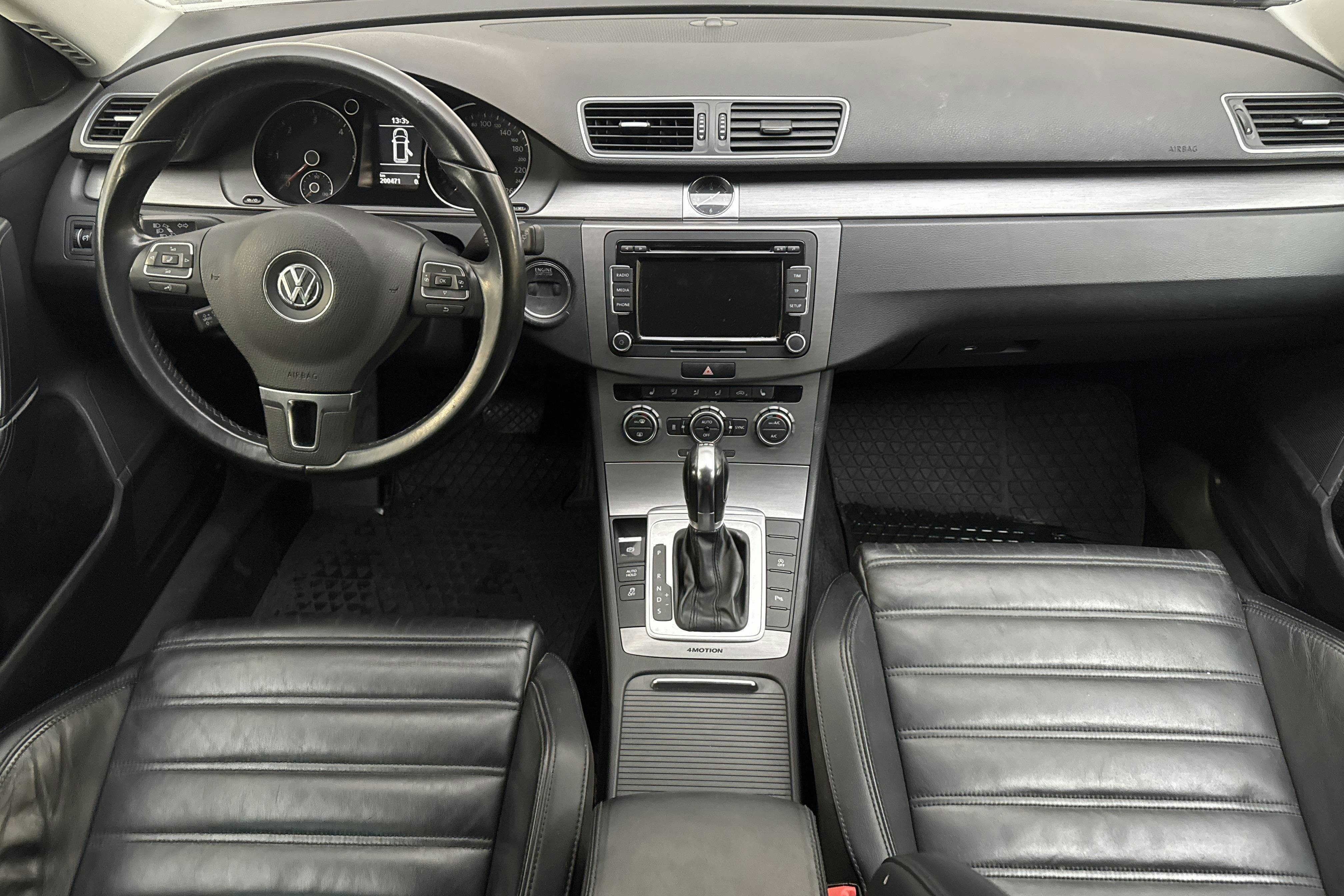 VW Passat 2.0 TDI BlueMotion Technology Variant 4Motion (177hk) - 200 470 km - Automaatne - valge - 2014
