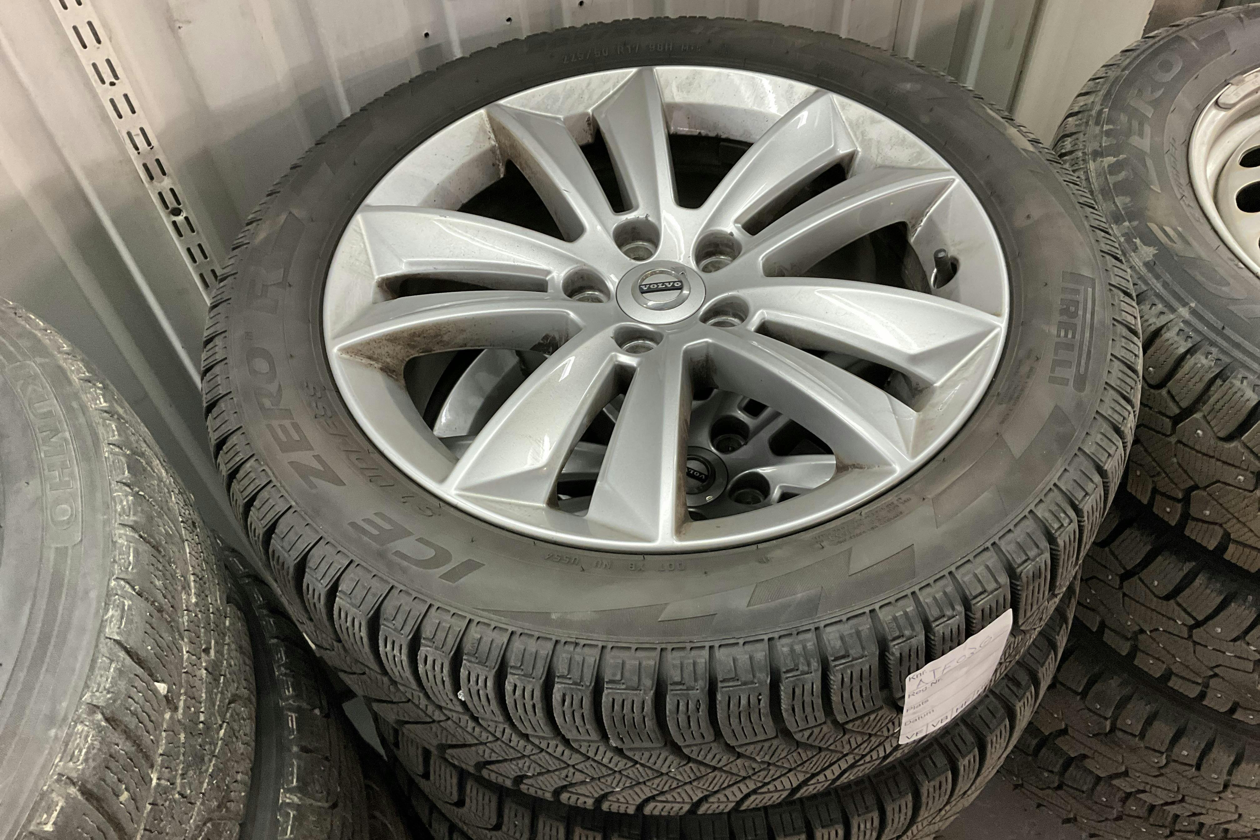 Volvo V60 T4 (190hk) - 59 510 km - Automatic - white - 2020