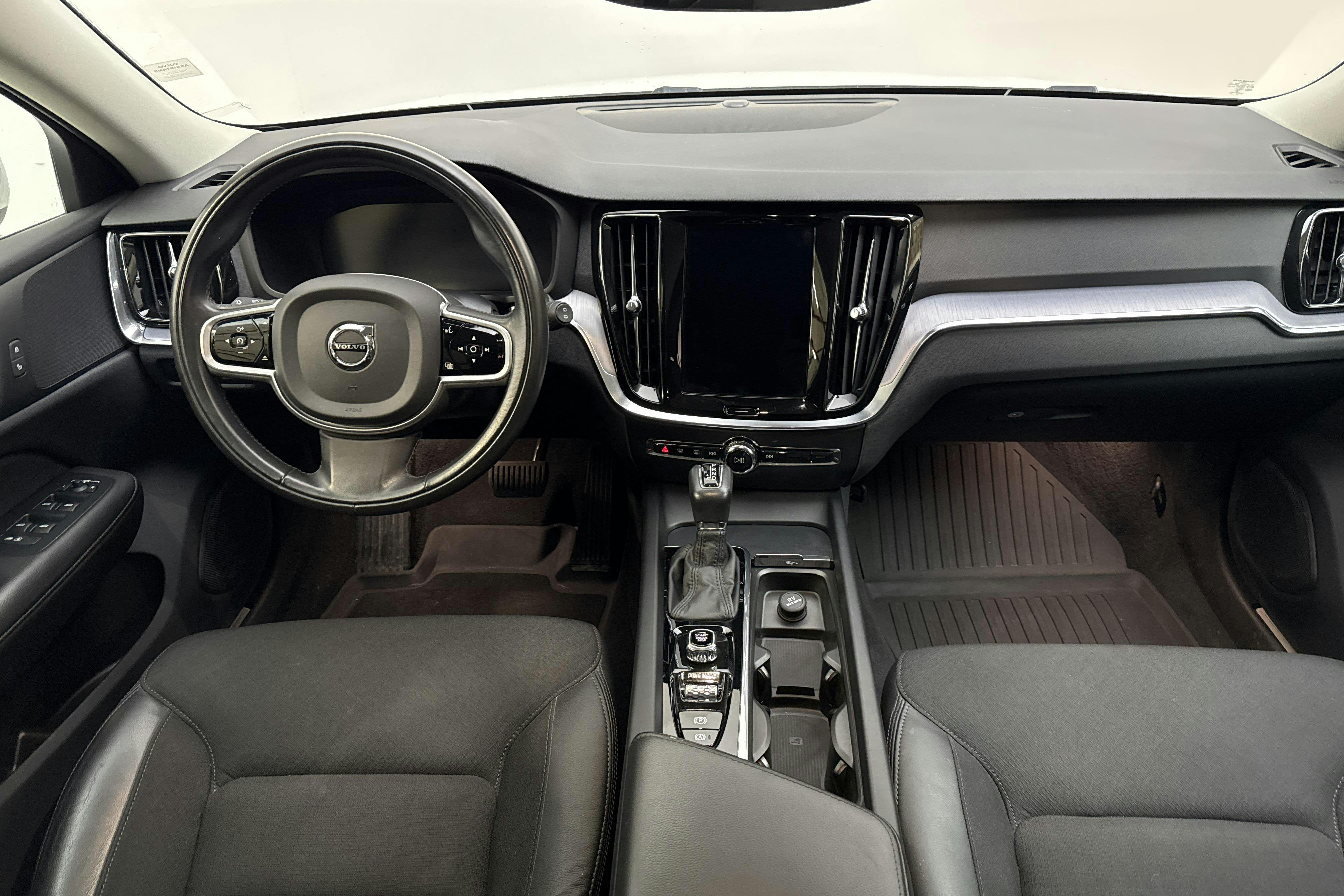 Volvo V60 T4 (190hk) - 59 510 km - Automatic - white - 2020