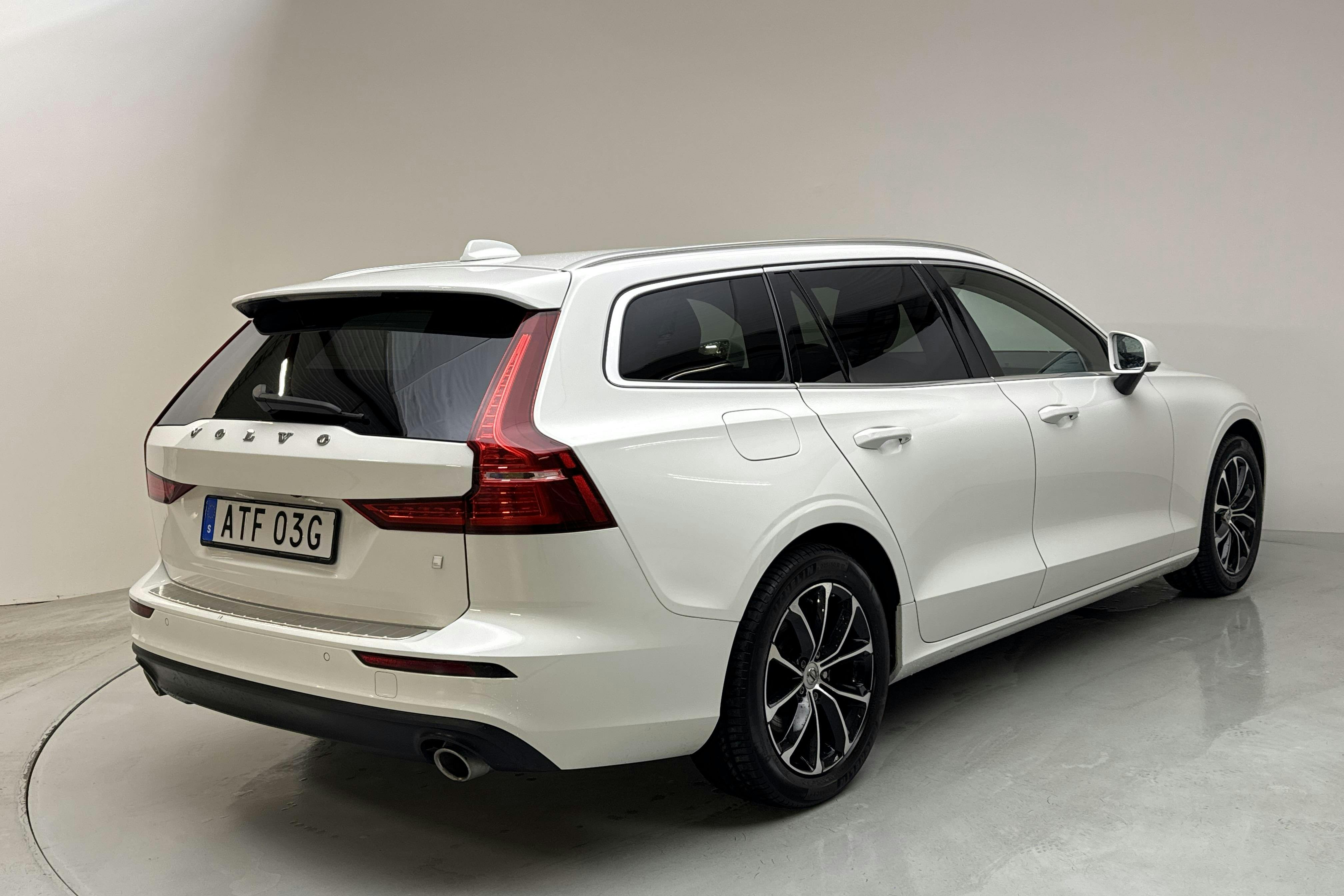 Volvo V60 T4 (190hk) - 59 510 km - Automatic - white - 2020