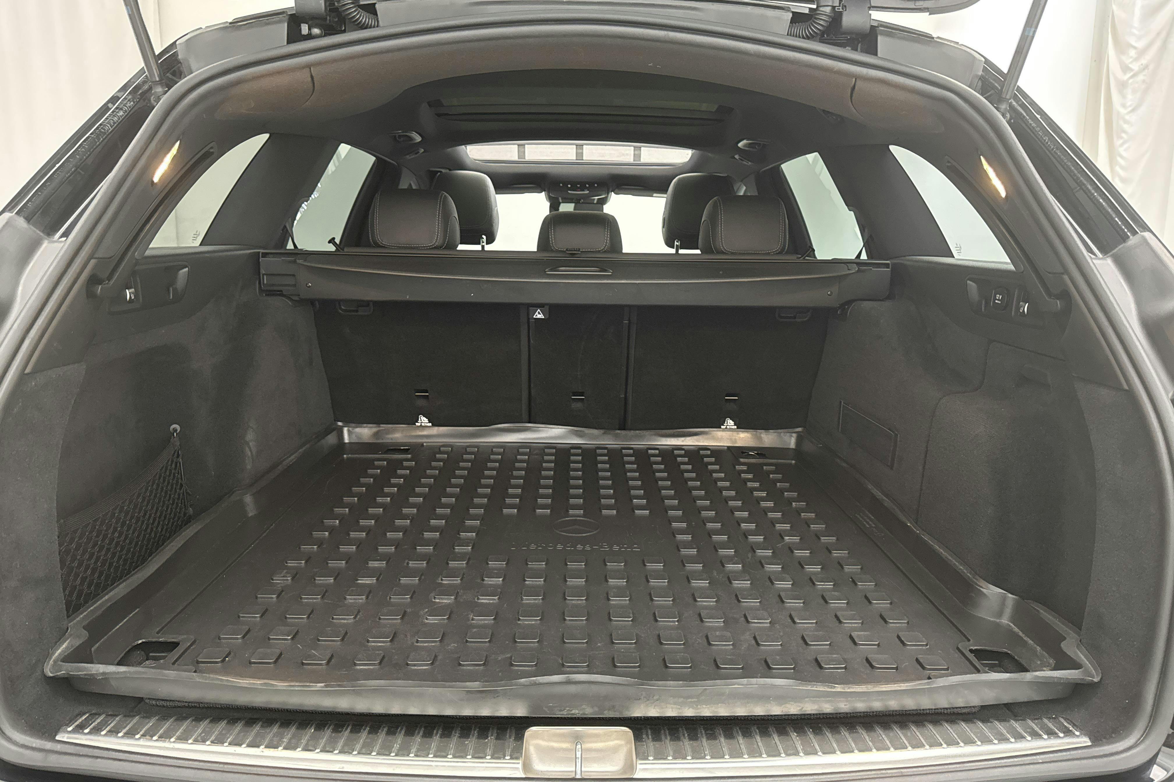 Mercedes E 200 d Kombi S213 (150hk) - 11 033 mil - Automat - svart - 2019