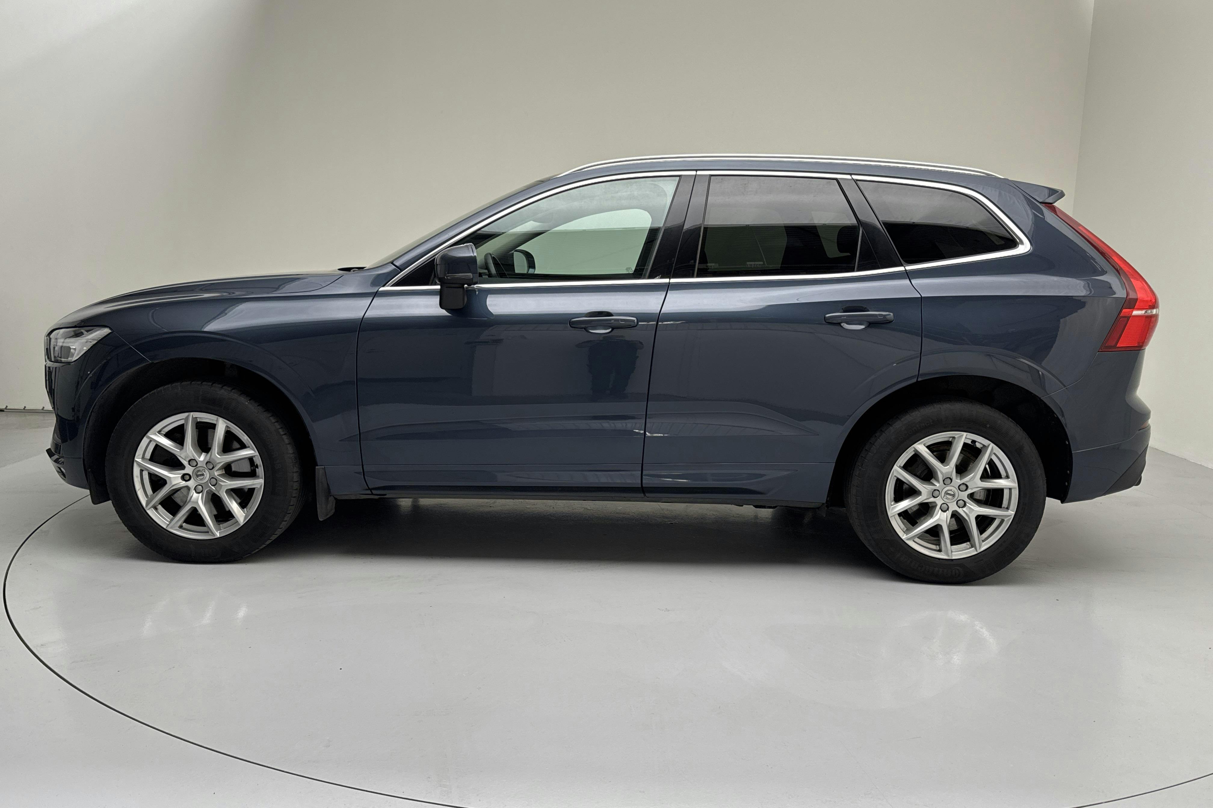Volvo XC60 D4 2WD (190hk) - 14 485 mil - Automat - Dark Blue - 2019