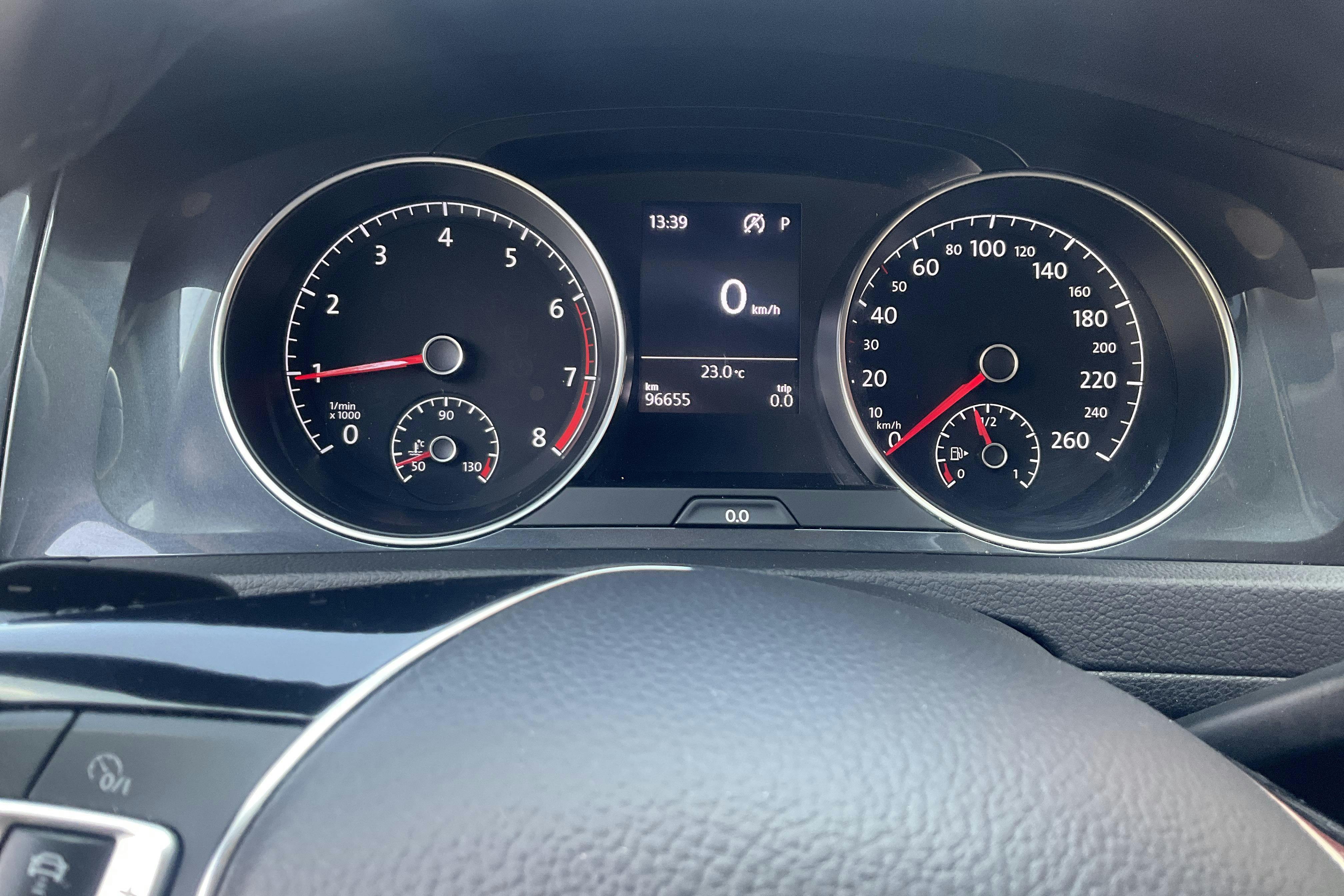 VW Golf VII 1.0 TSI Sportscombi (115hk) - 96 650 km - Automatic - white - 2019