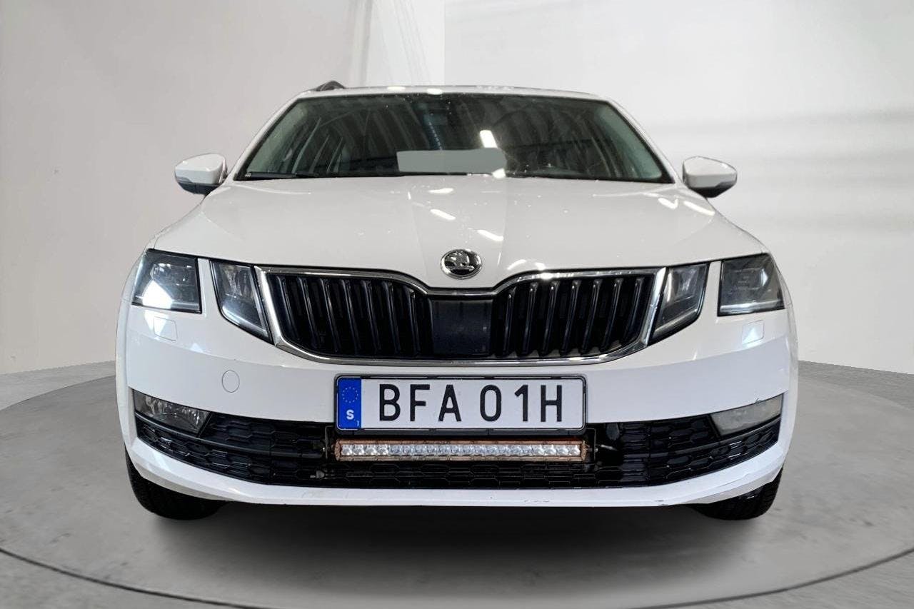 Skoda Octavia III 2.0 TDI Combi 4x4 (150hk) - 307 060 km - Automatic - white - 2019