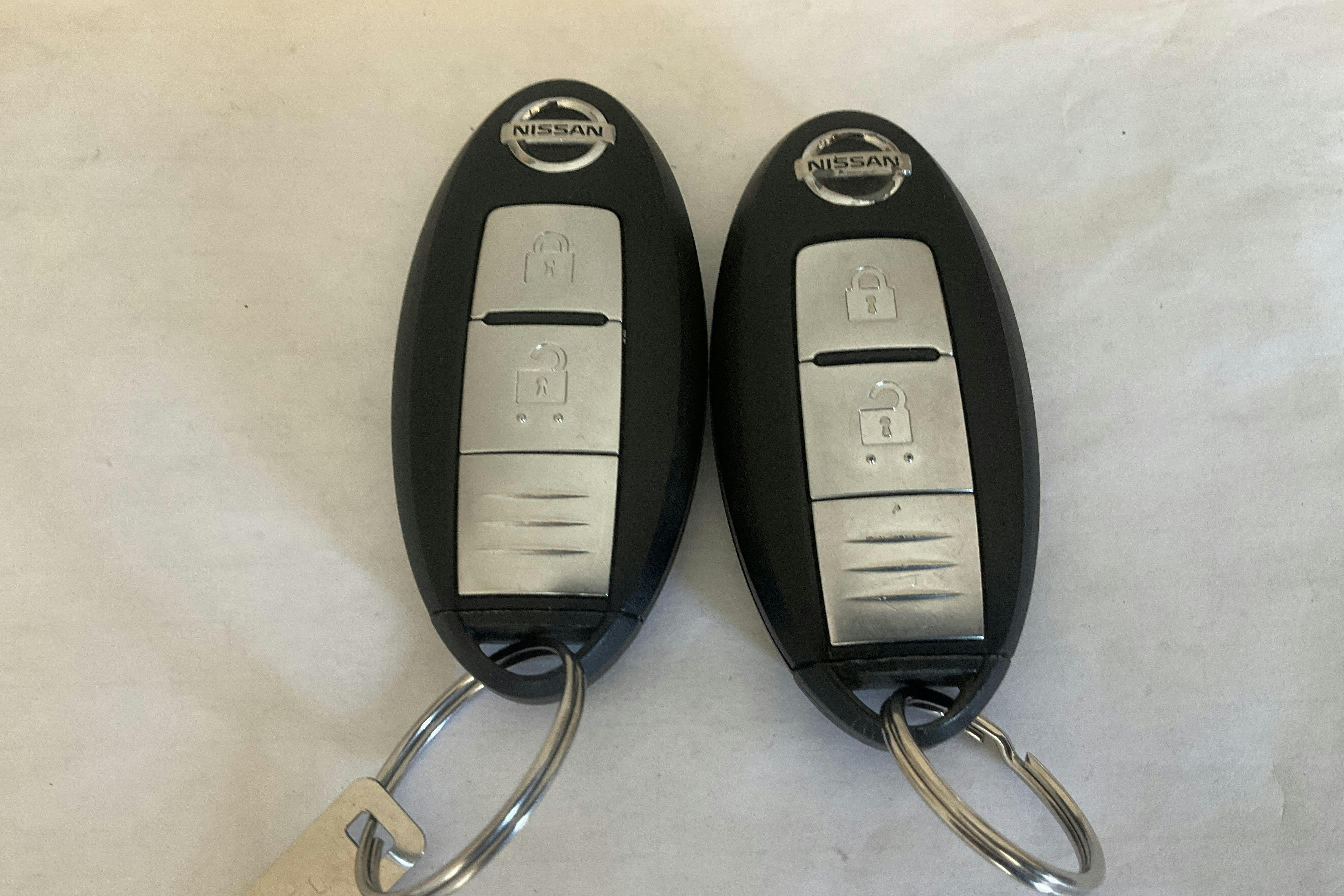 Nissan LEAF 5dr (109hk) - 15 596 mil - Automat - vit - 2013