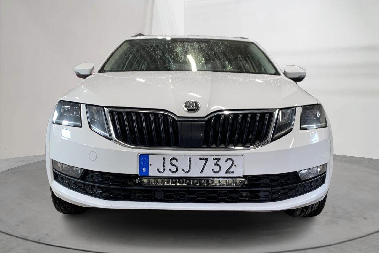 Skoda Octavia III 2.0 TDI Combi 4x4 (150hk) - 330 860 km - Automatic - white - 2019