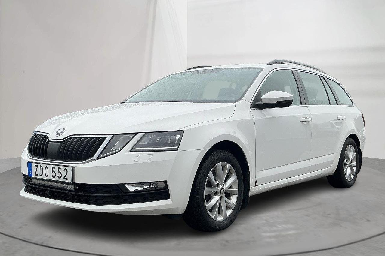Presentation photo 1 of 15: Skoda Octavia III 2.0 TDI CR Combi 4x4 (150hk) - 234 670 km - Manual - white - 2018