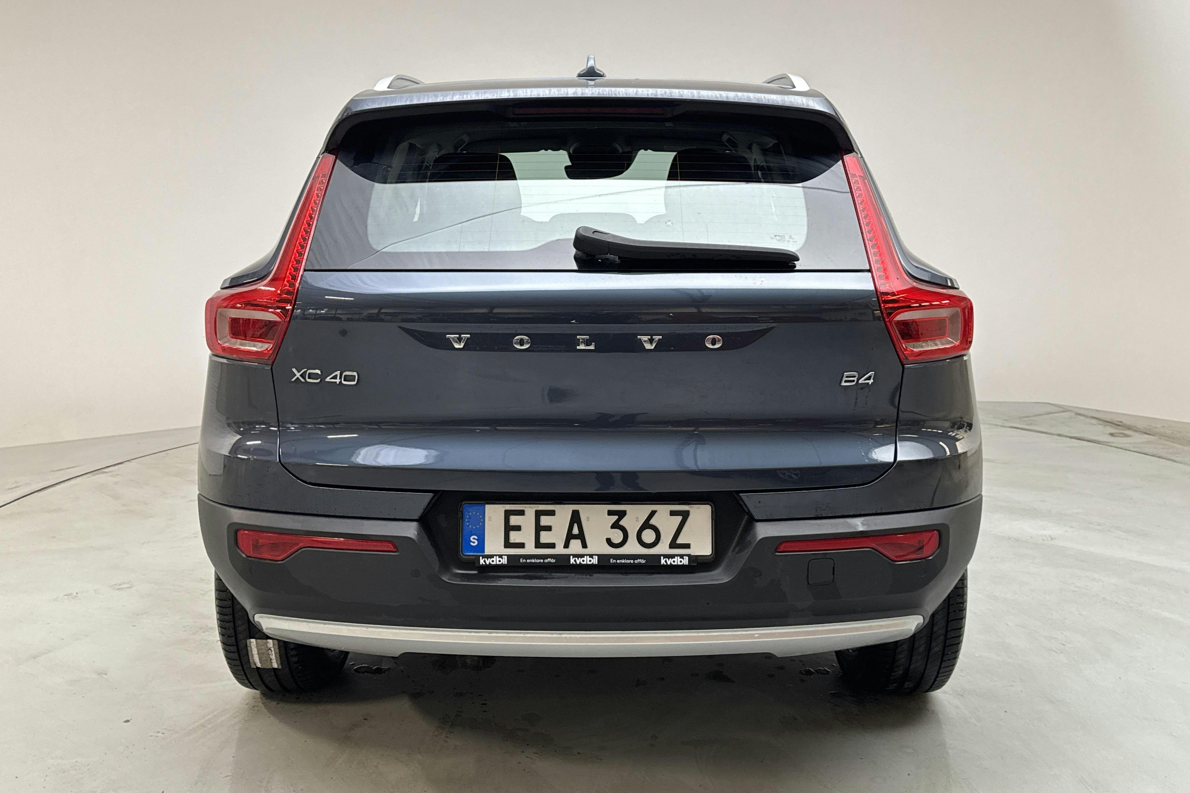 Volvo XC40 B4 2WD (197hk) - 58 680 km - Automatic - Dark Blue - 2021