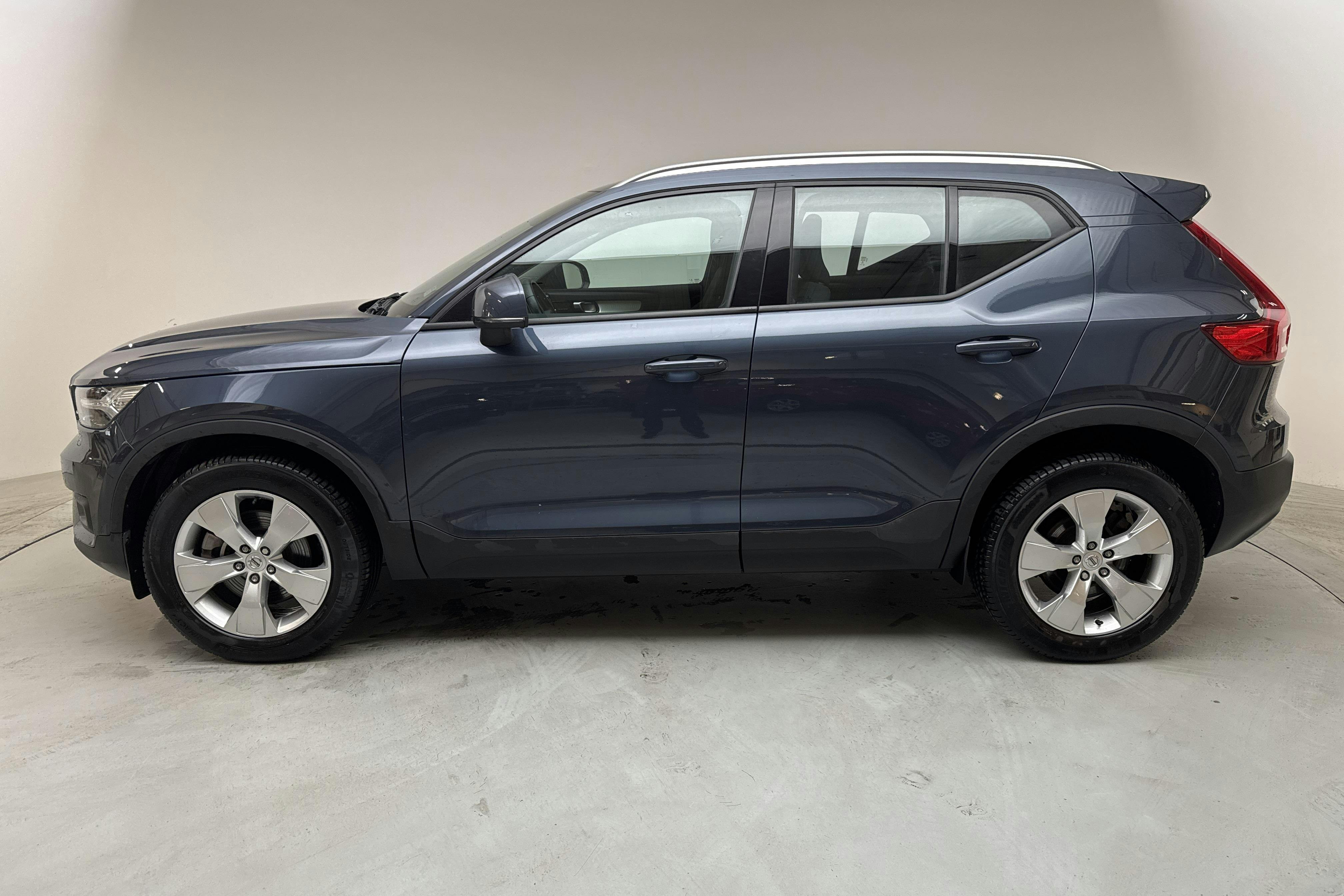 Volvo XC40 B4 2WD (197hk) - 58 680 km - Automatic - Dark Blue - 2021