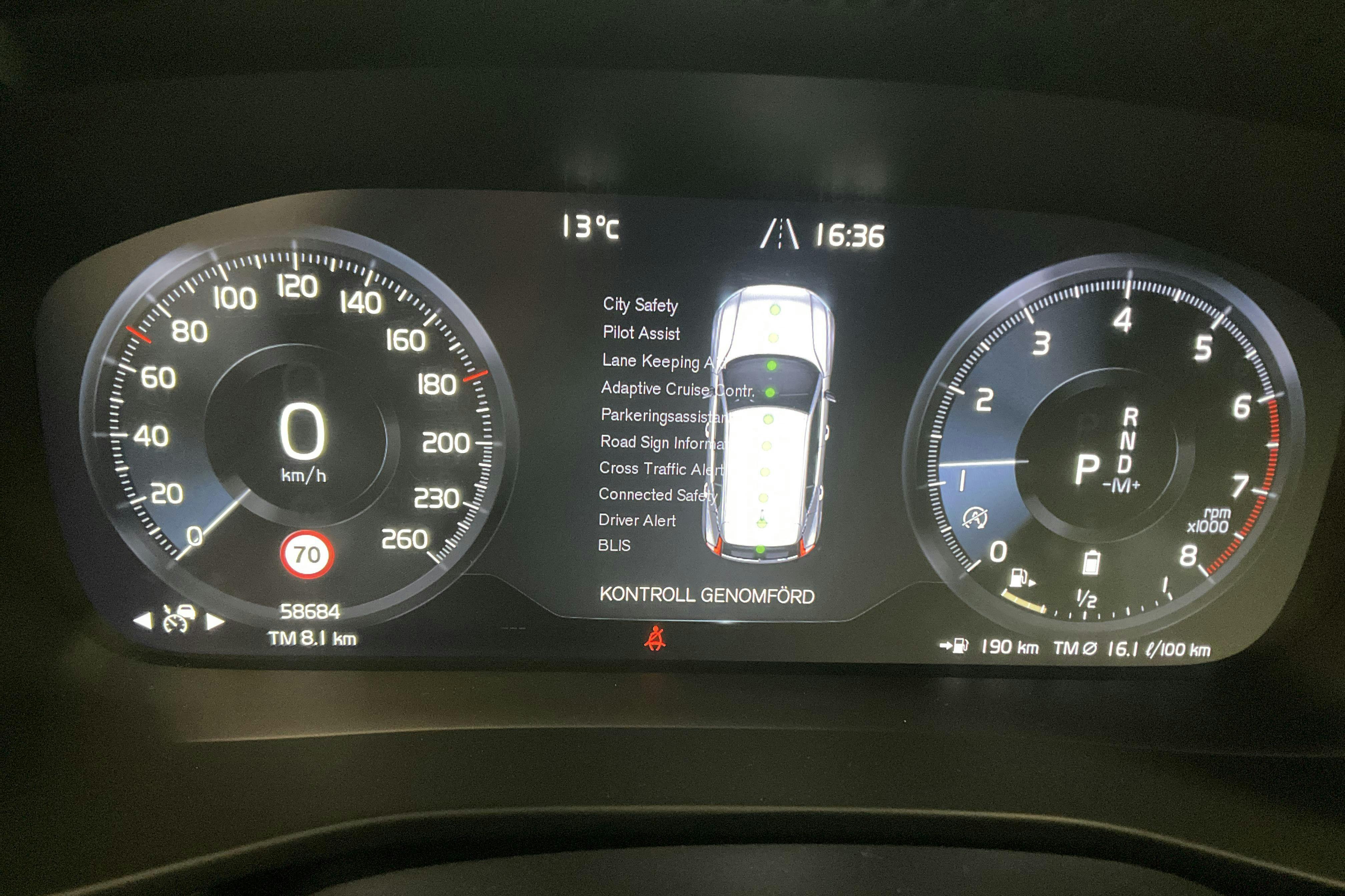 Volvo XC40 B4 2WD (197hk) - 58 680 km - Automatic - Dark Blue - 2021