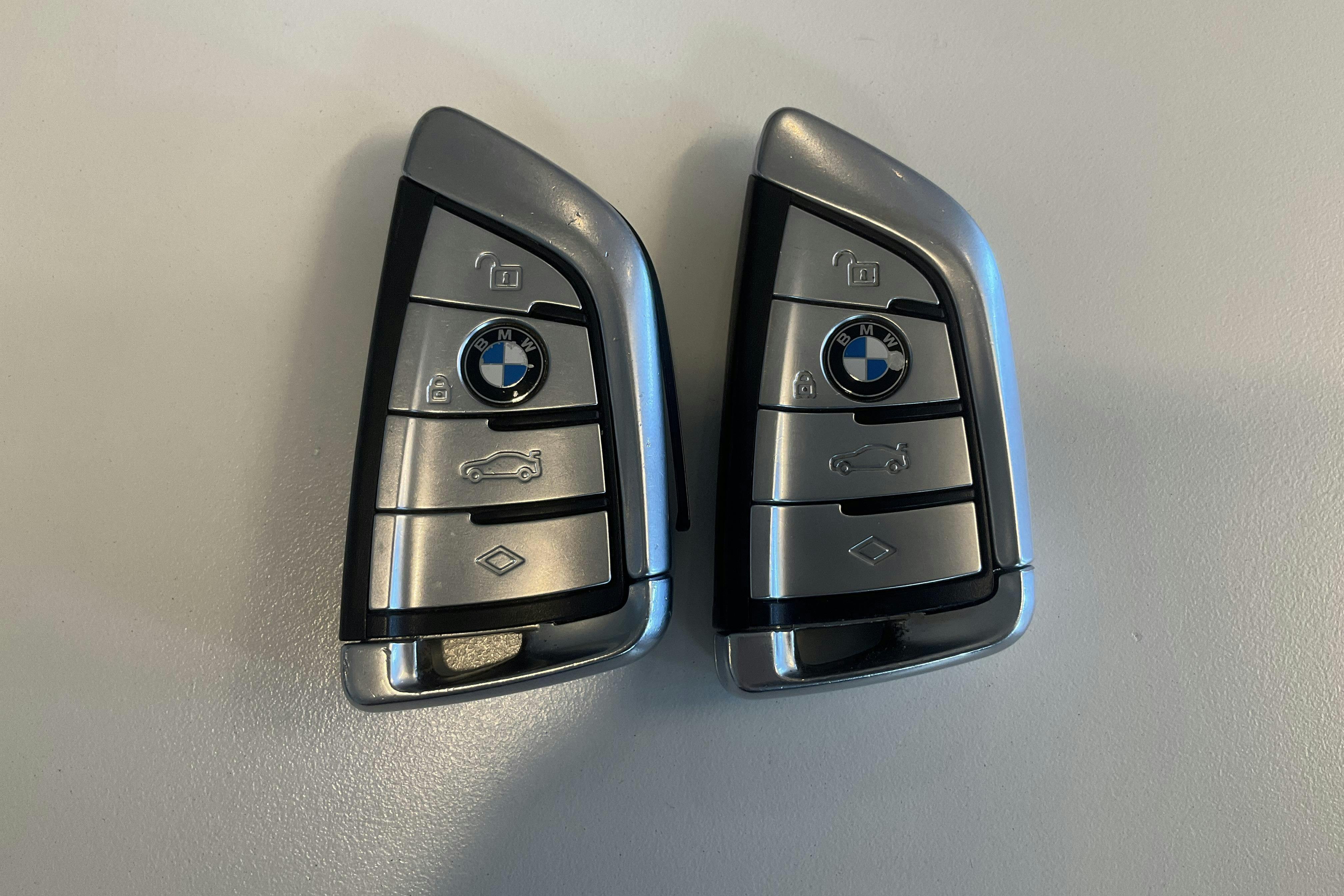 BMW 520d Sedan MHEV, G30 (190hk) - 14 661 mil - Automat - vit - 2020