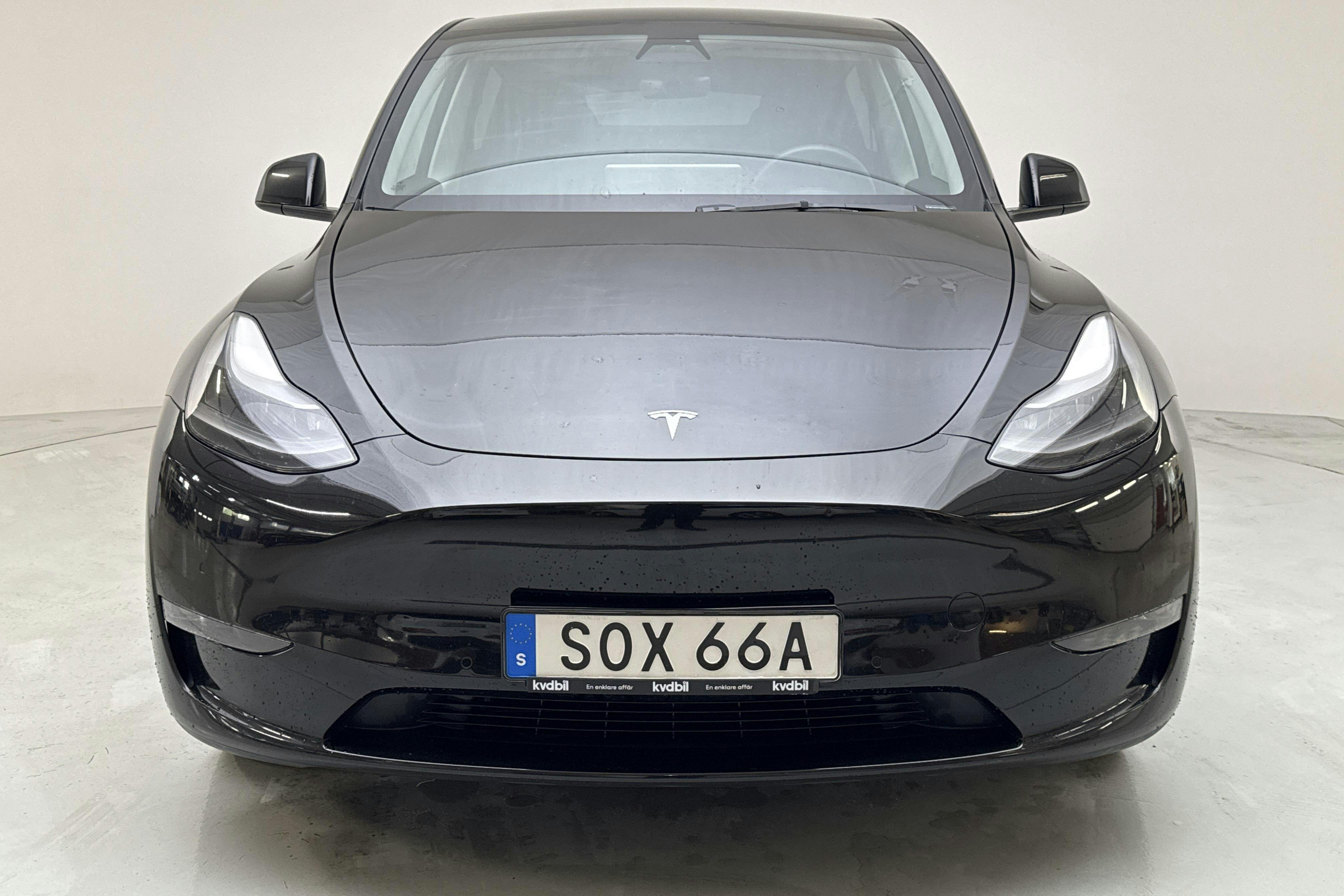 Tesla Model Y Long Range Dual Motor AWD - 91 070 km - Automatic - black - 2022