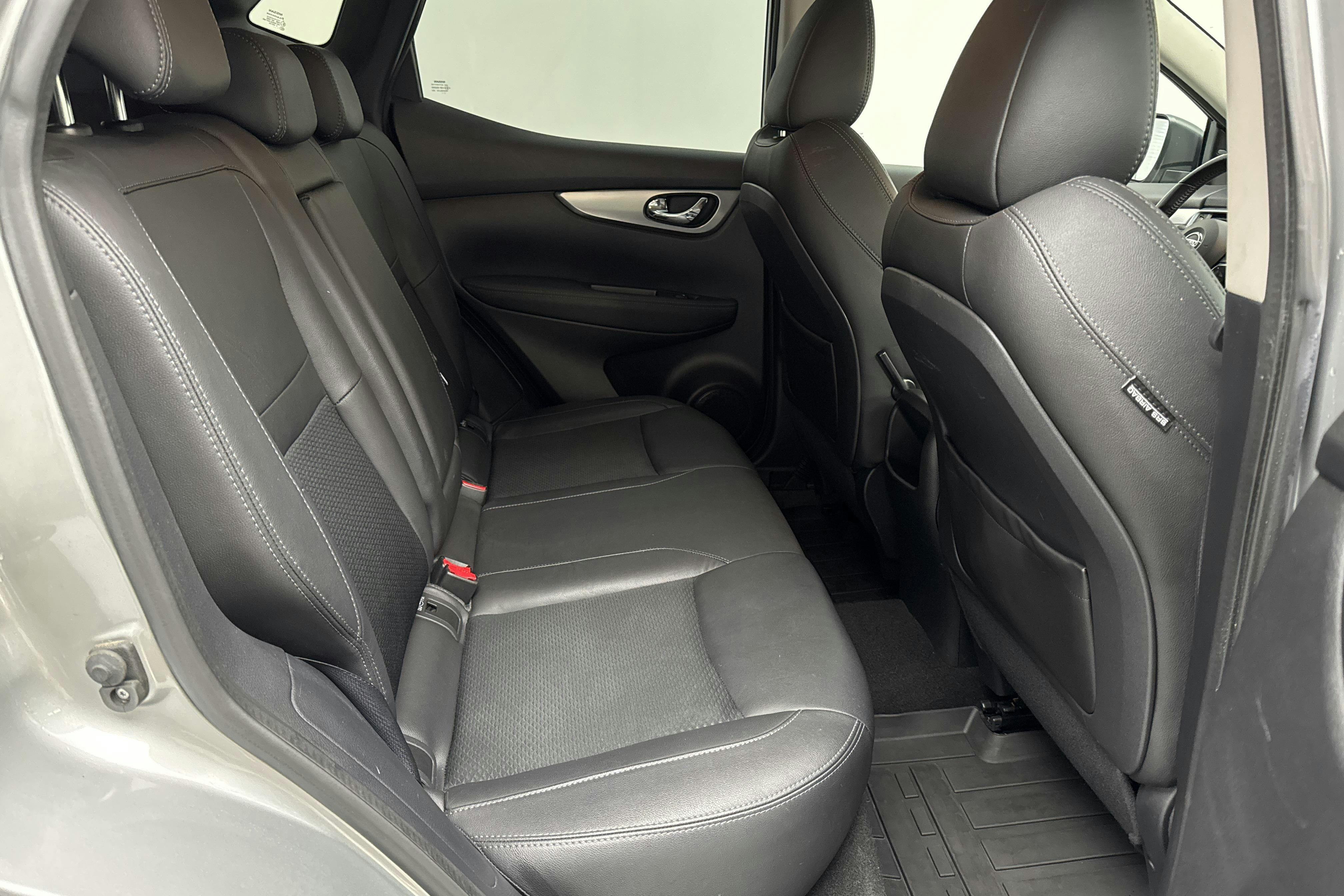 Nissan Qashqai 1.2 DIG-T (115hk) - 12 647 mil - Manuell - silver - 2018