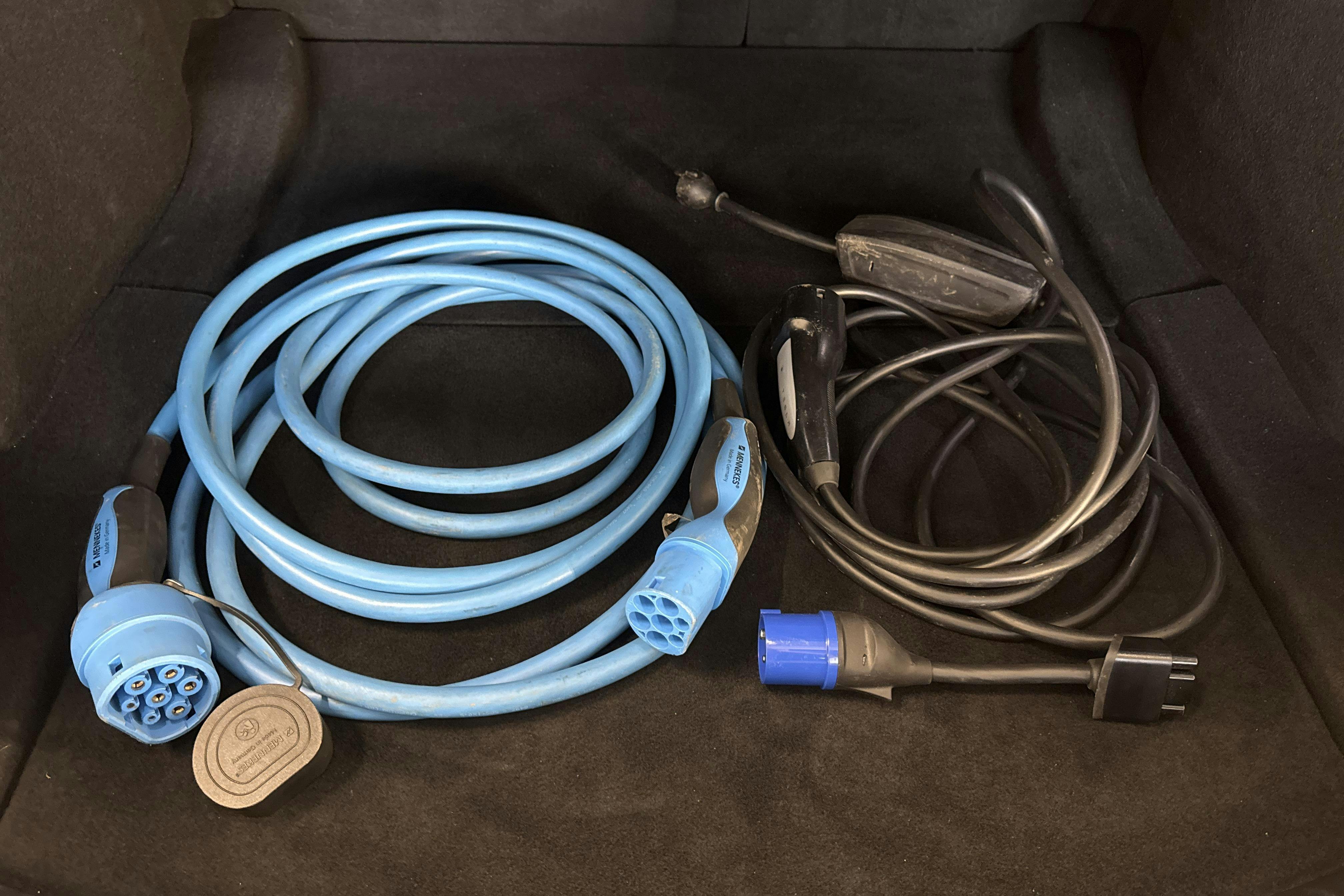 Tesla Model 3 Long Range Dual Motor AWD - 86 810 km - Automaattinen - harmaa - 2019