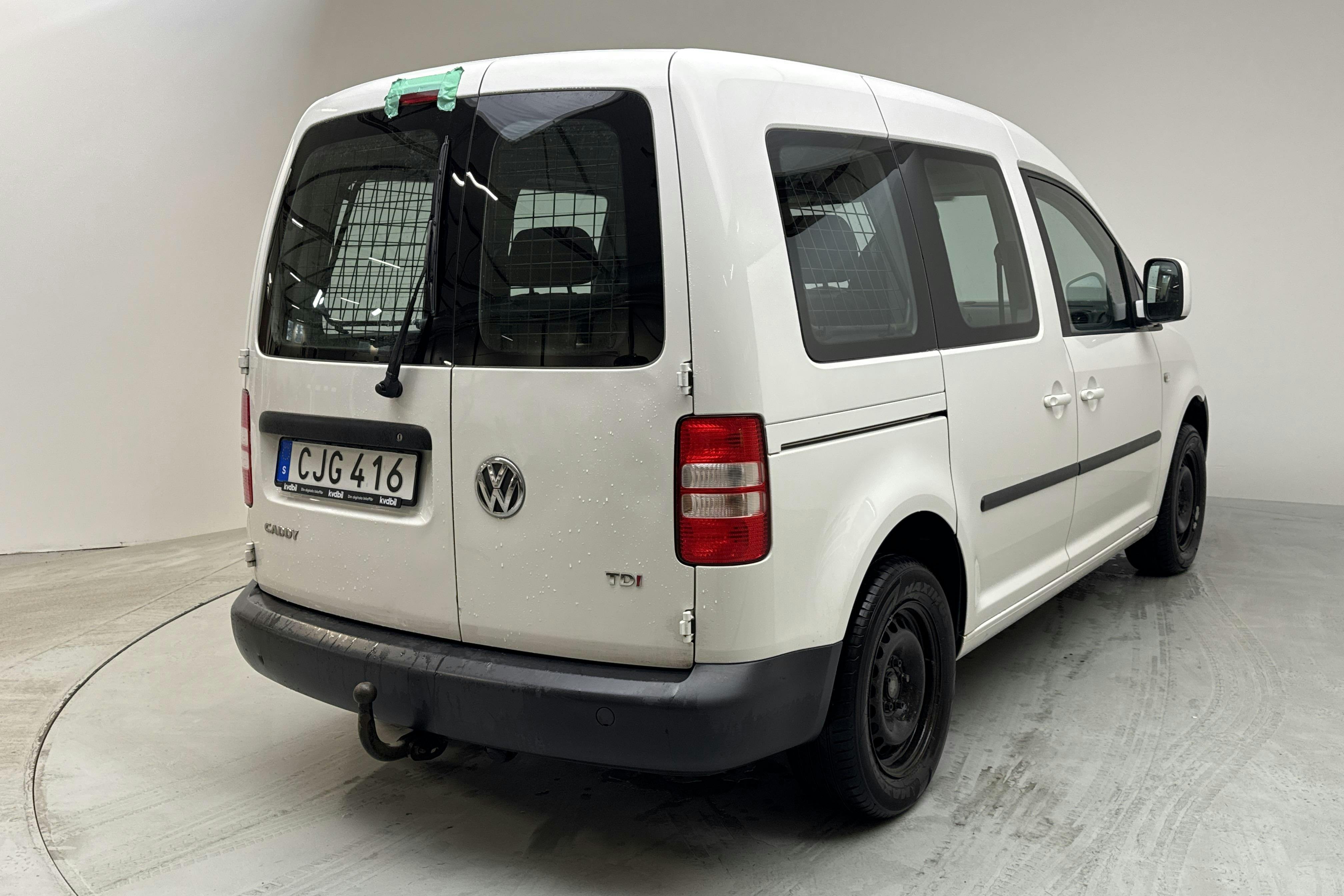 VW Caddy Life 1.6 TDI (102hk) - 192 530 km - Manualna - biały - 2014