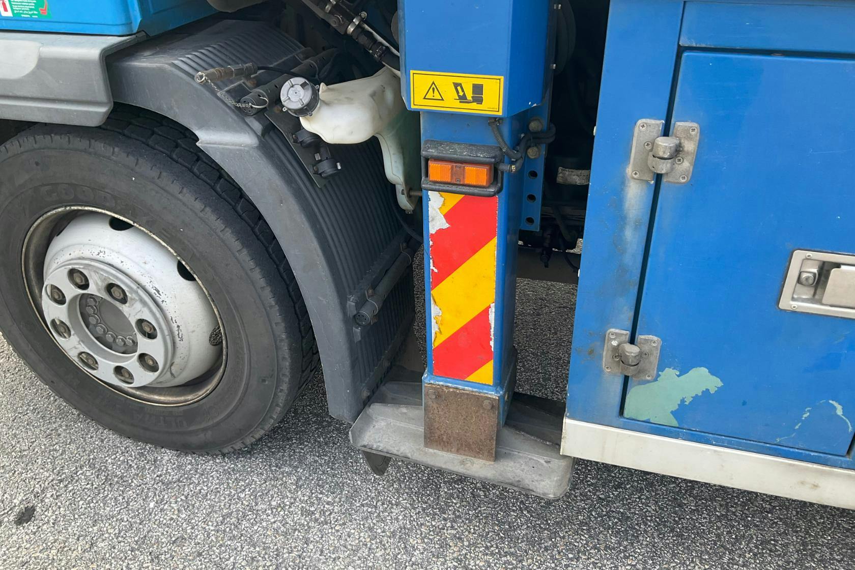 VOLVO FL6 Bronto skylift 16 - 200 220 km - Automaatne - sinine - 2004