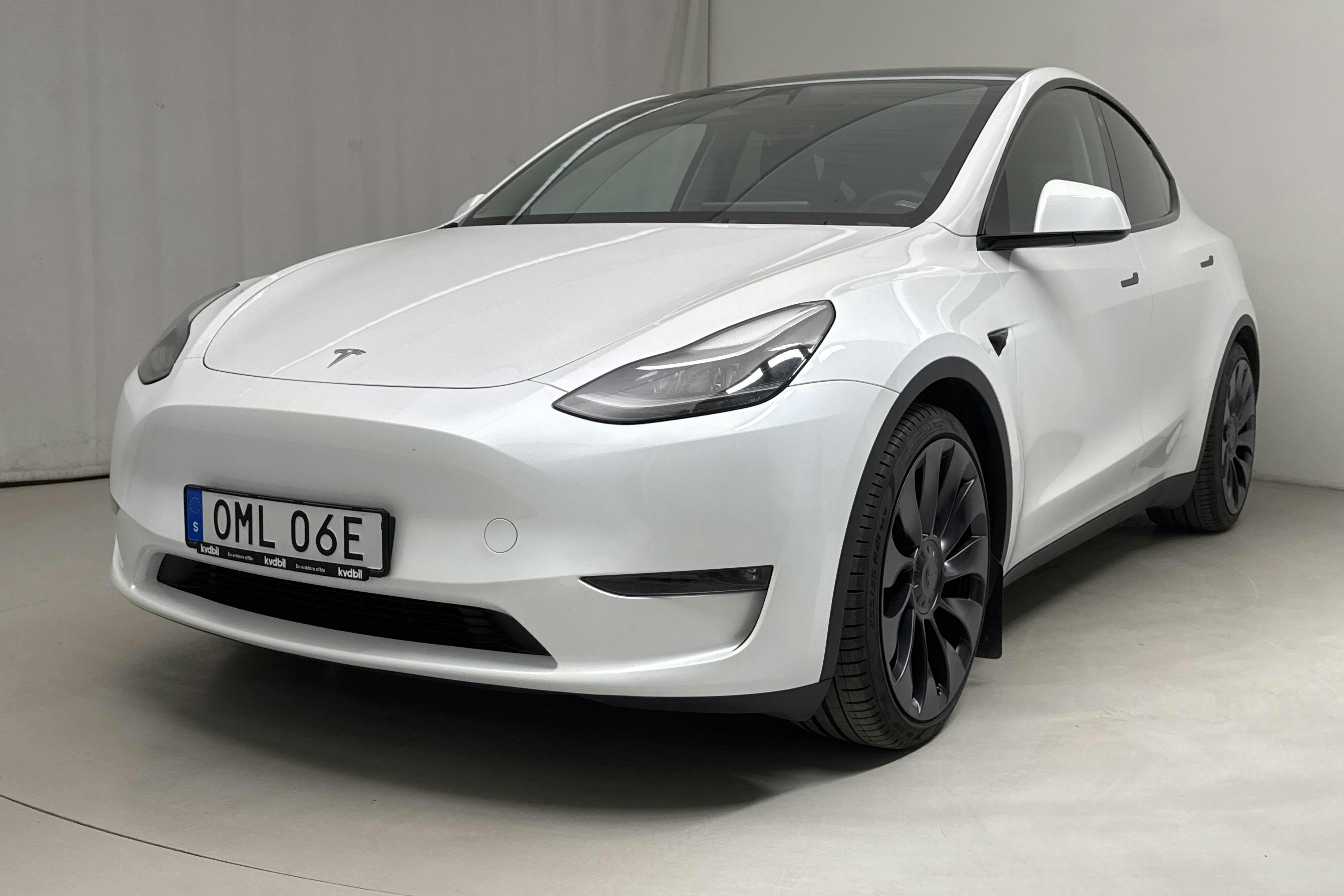 Tesla Model Y Performance Dual Motor AWD - 4 833 mil - Automat - vit - 2023