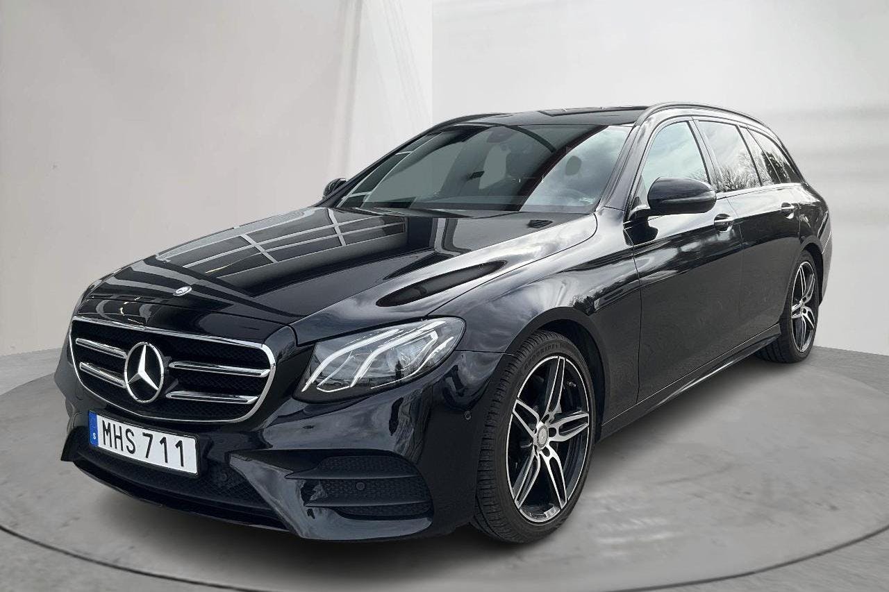 Mercedes E 220 d Kombi S213 (194hk) - 114 060 km - Automatyczna - czarny - 2017