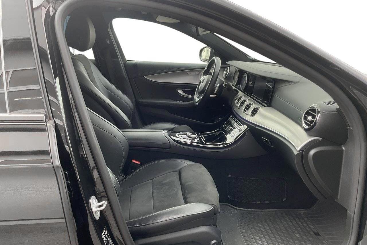 Mercedes E 220 d Kombi S213 (194hk) - 114 060 km - Automatyczna - czarny - 2017