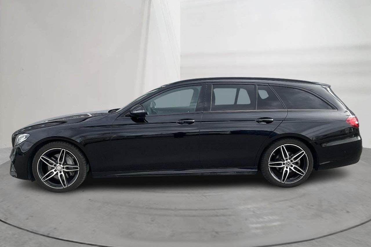 Mercedes E 220 d Kombi S213 (194hk) - 114 060 km - Automatyczna - czarny - 2017