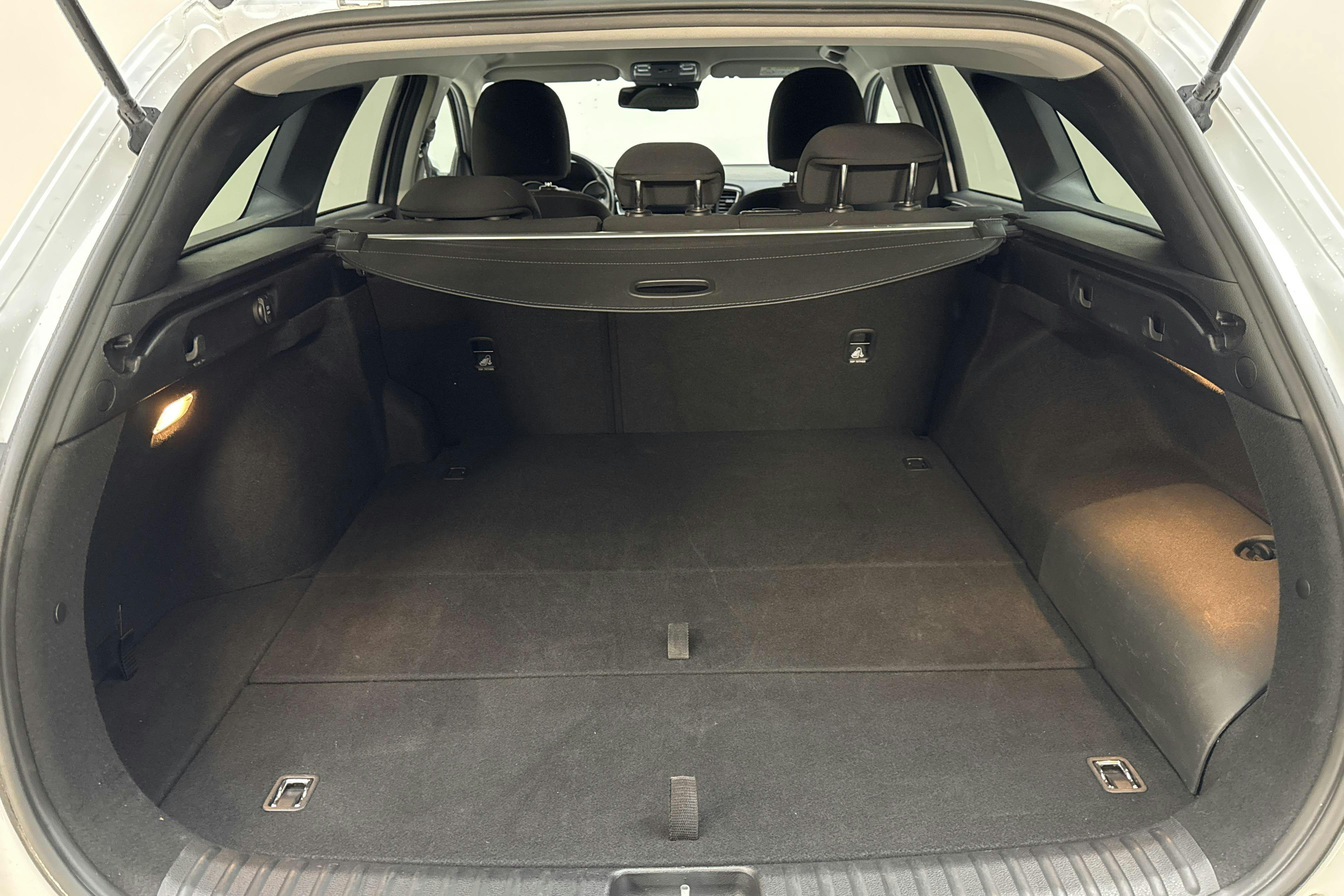 KIA Ceed 1.6 Plug-in Hybrid SW (141hk) - 64 060 km - Automatyczna - biały - 2021