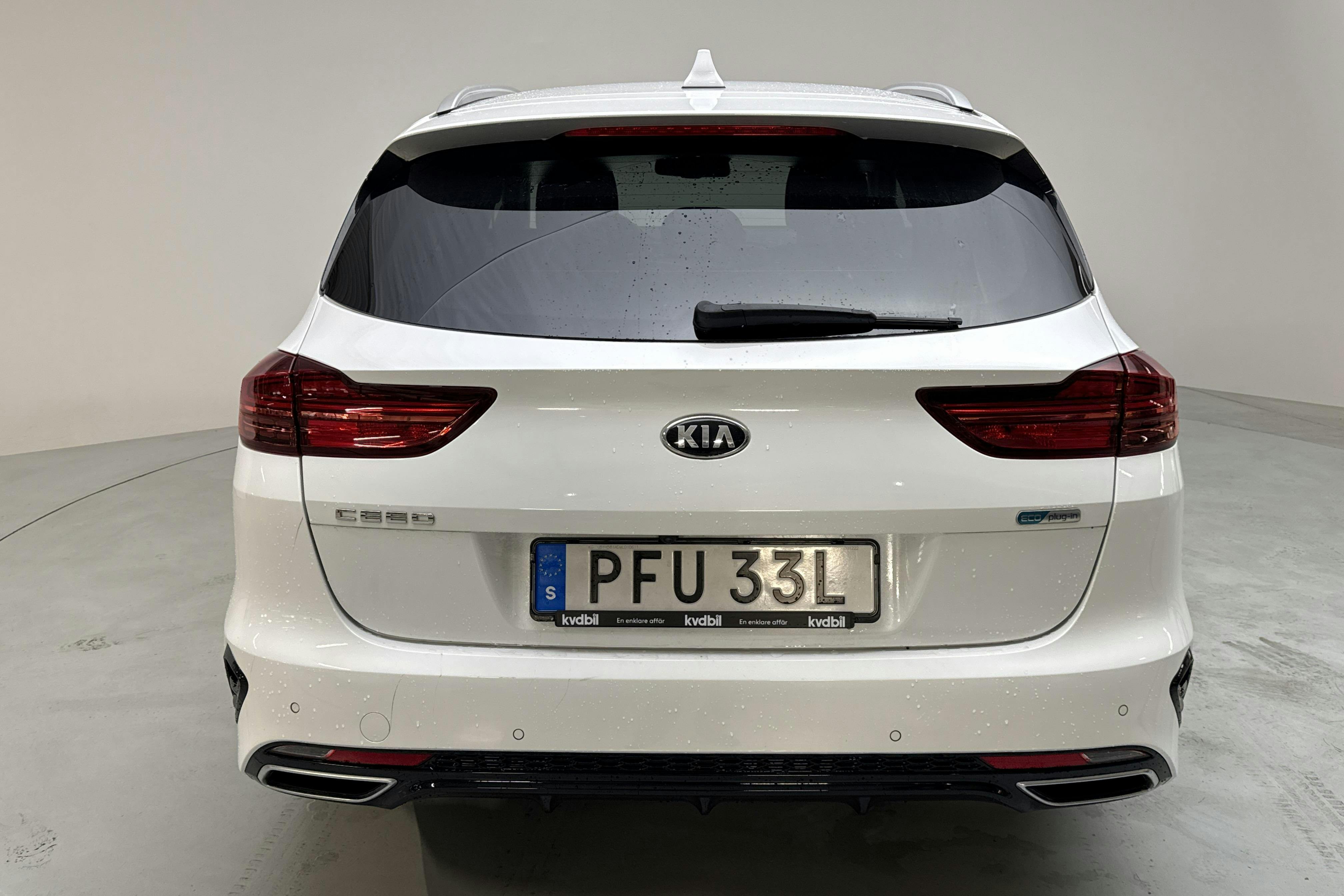 KIA Ceed 1.6 Plug-in Hybrid SW (141hk) - 64 060 km - Automatyczna - biały - 2021