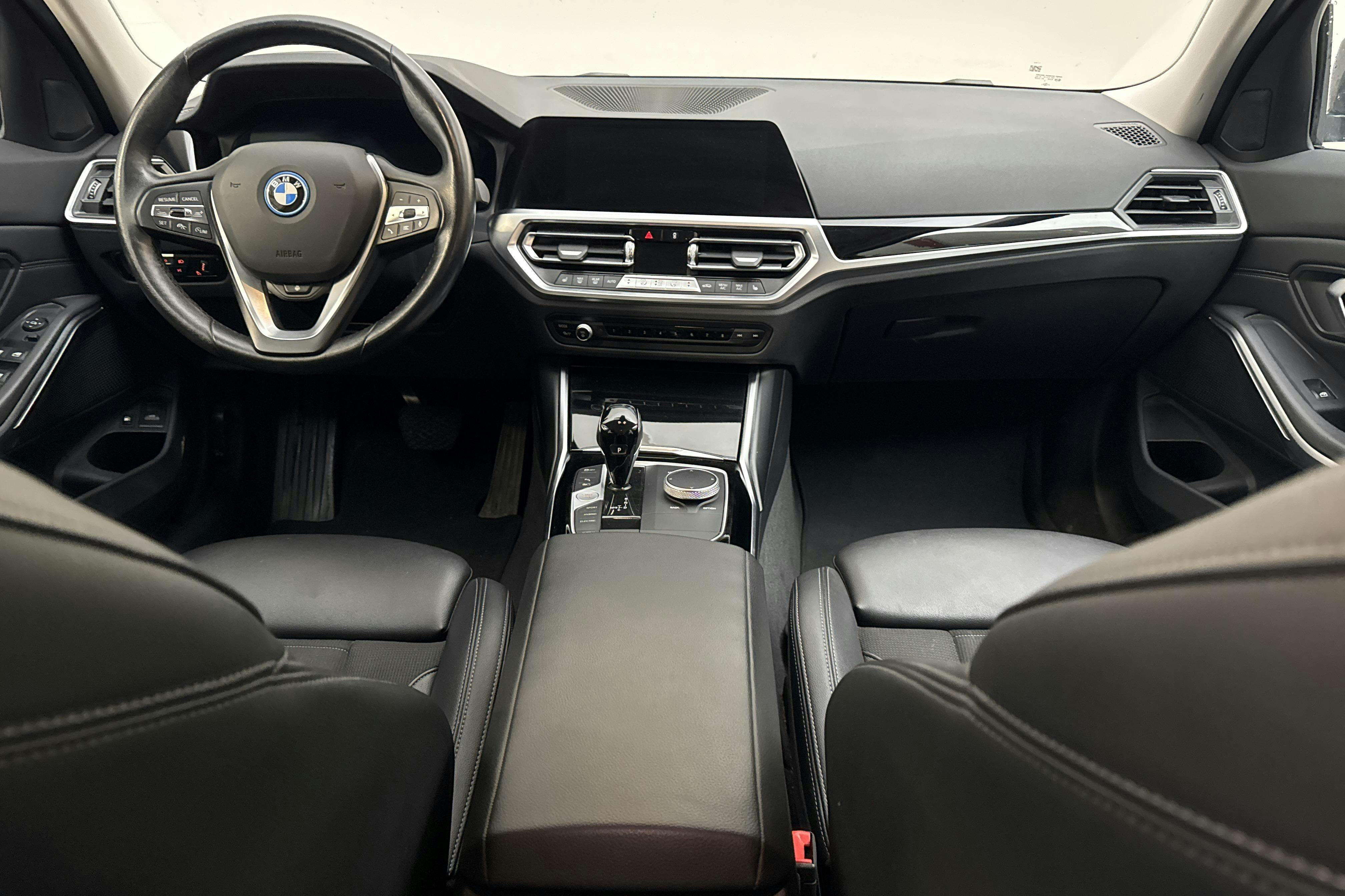 BMW 330e Touring, G21 (292hk) - 145 060 km - Automatic - black - 2022