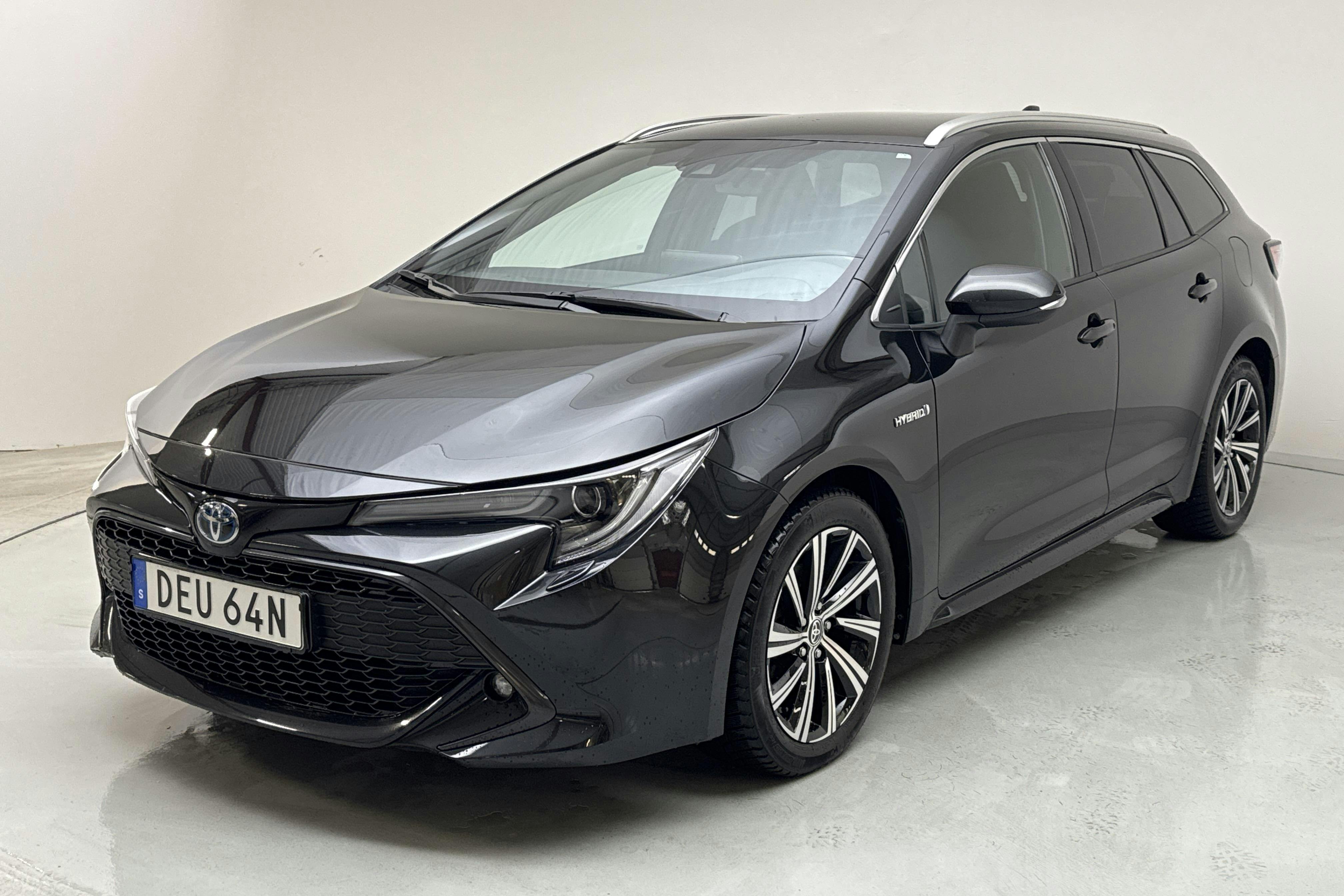 Toyota Corolla 1.8 Hybrid Touring Sports (122hk) - 31 990 km - Automatic - black - 2022