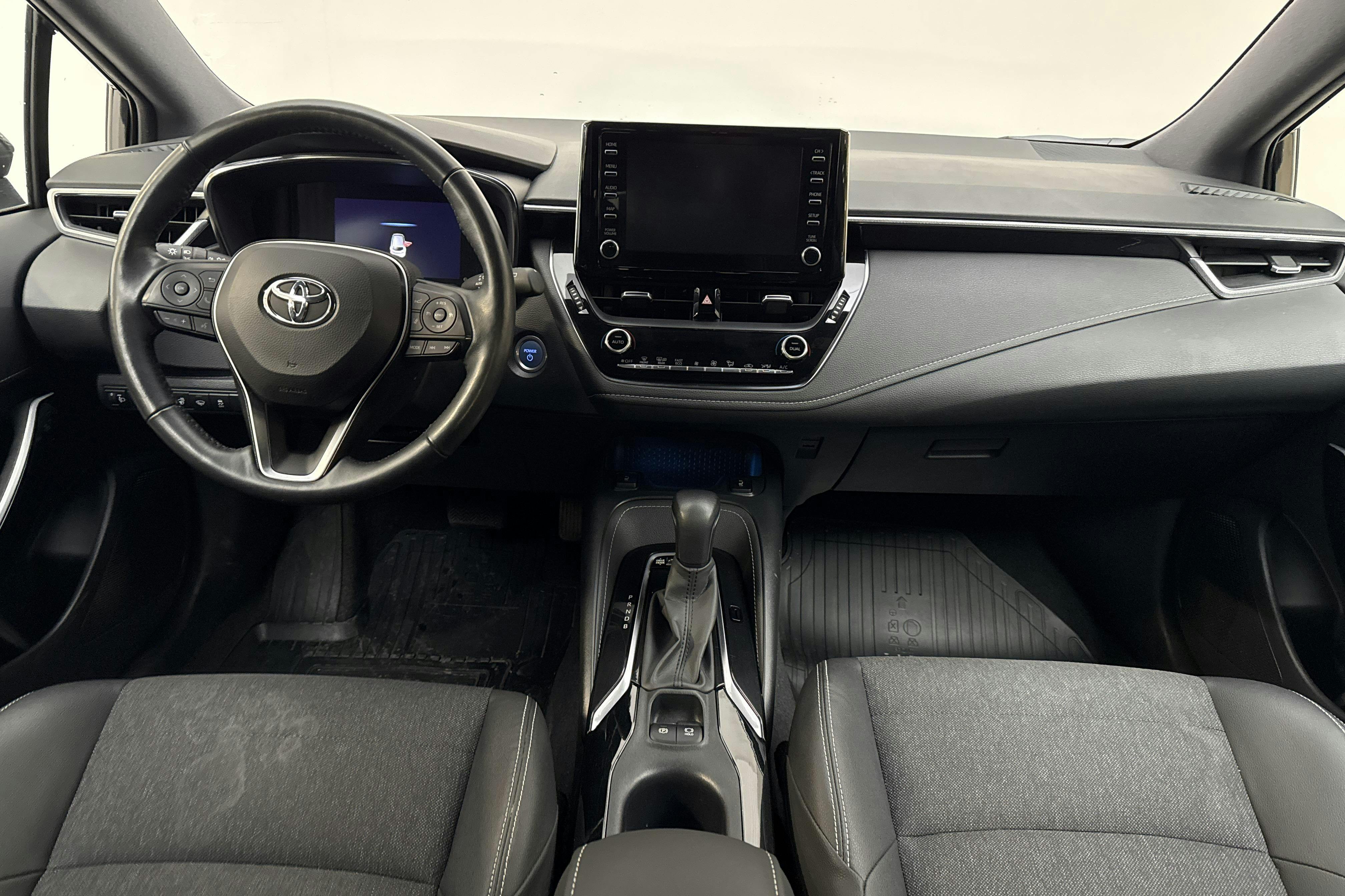 Toyota Corolla 1.8 Hybrid Touring Sports (122hk) - 31 990 km - Automatic - black - 2022