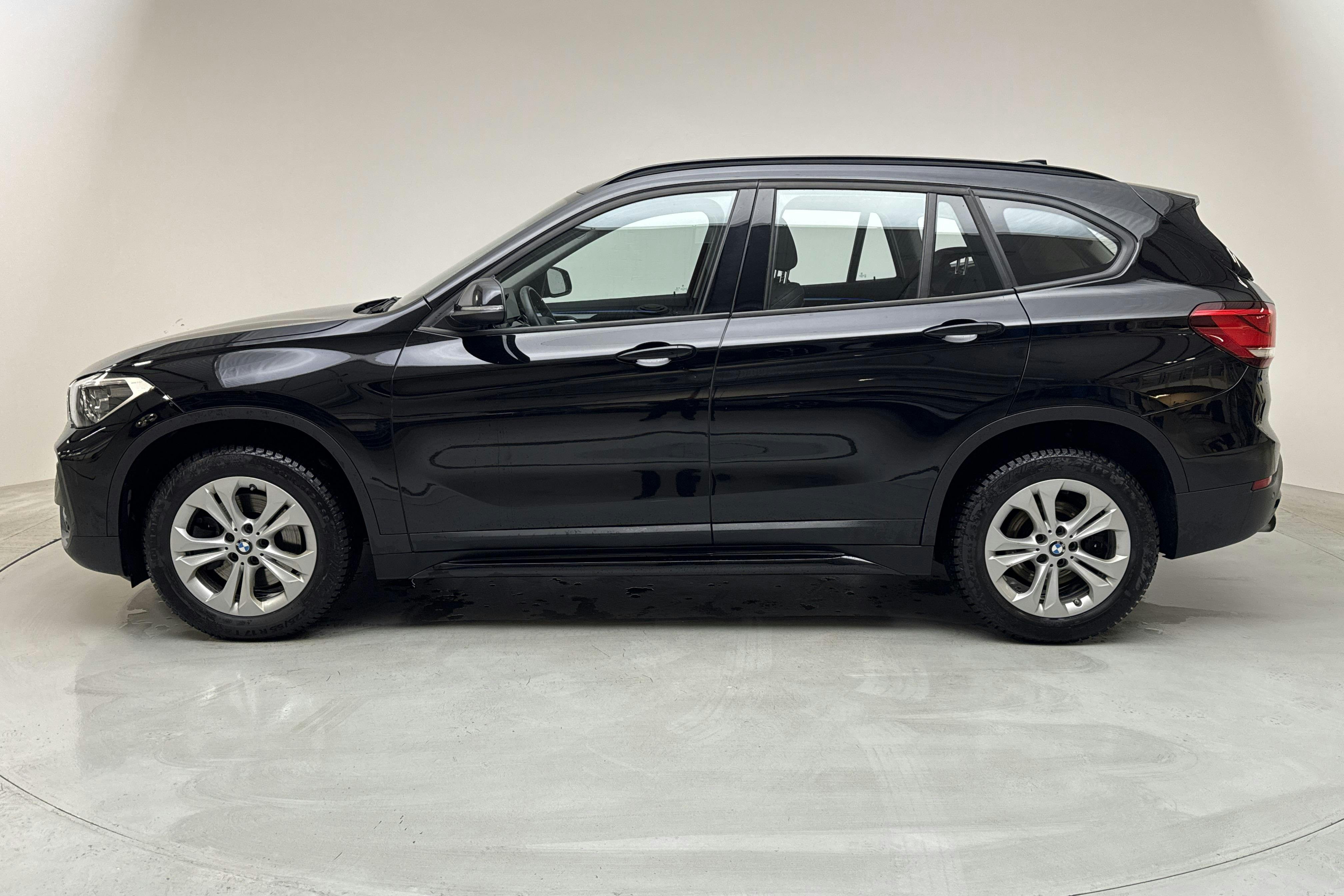 BMW X1 sDrive20i LCI, F48 (192hk) - 105 190 km - Automatic - black - 2020