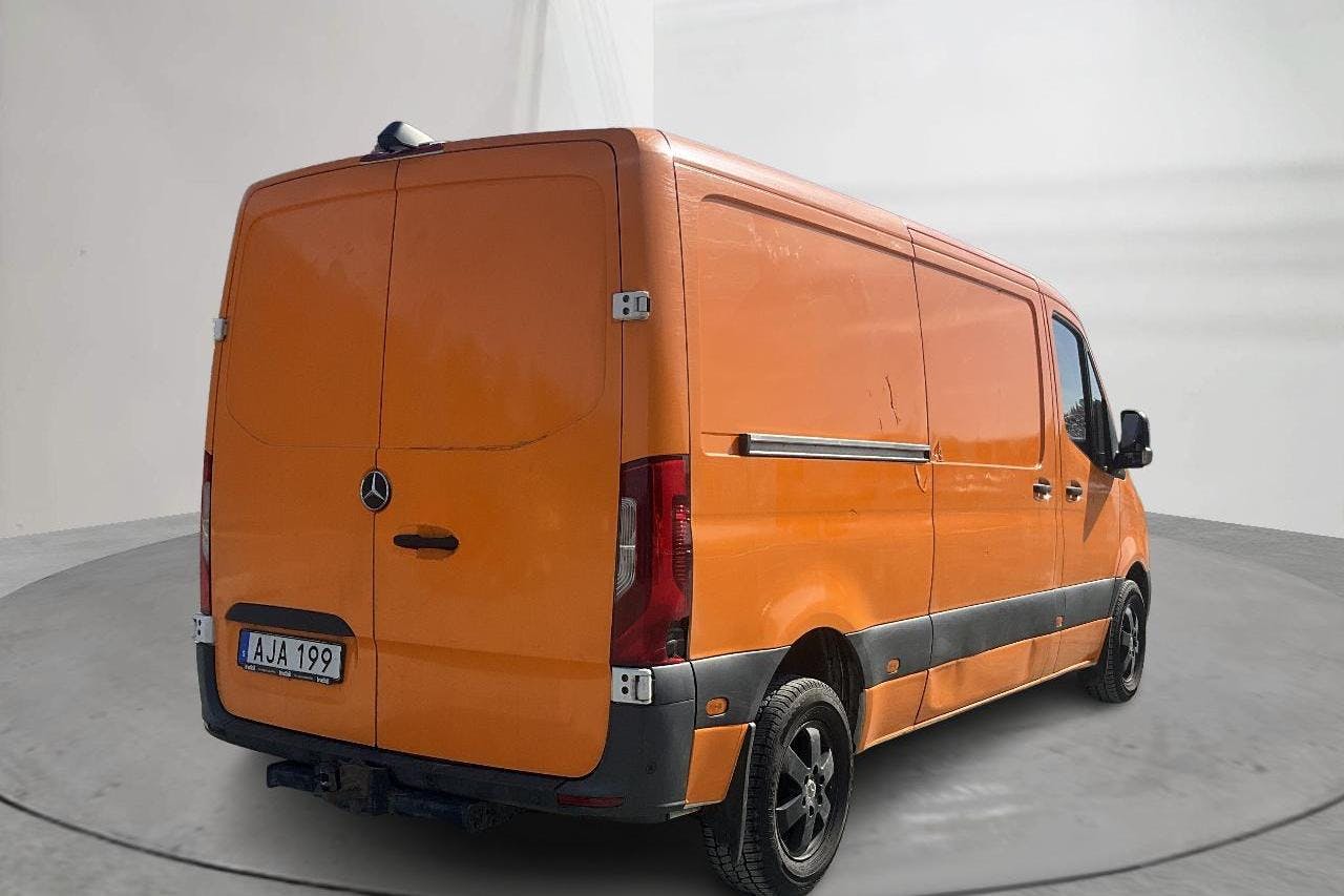Mercedes Sprinter 211 CDI Skåp 2WD (114hk) - 238 430 km - Automaatne - valge - 2019