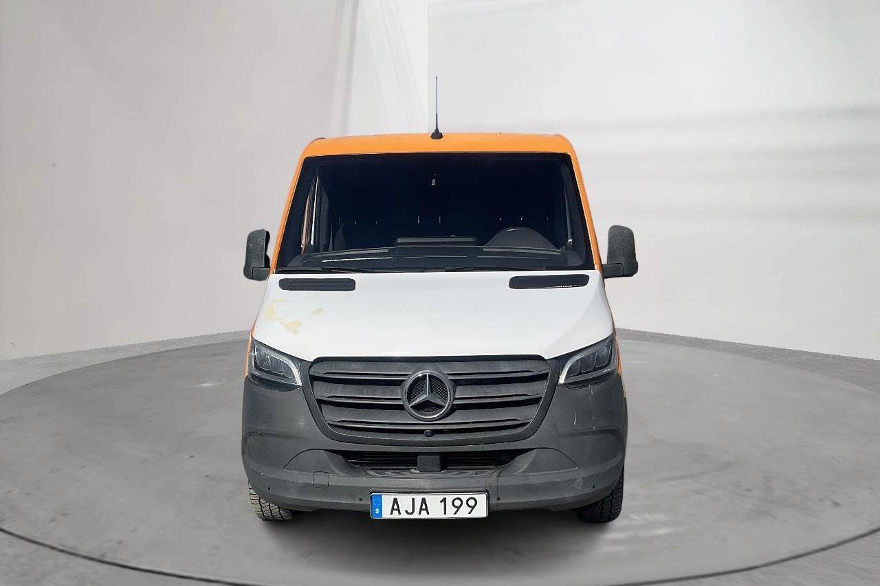Mercedes Sprinter 211 CDI Skåp 2WD (114hk) - 238 430 km - Automaatne - valge - 2019