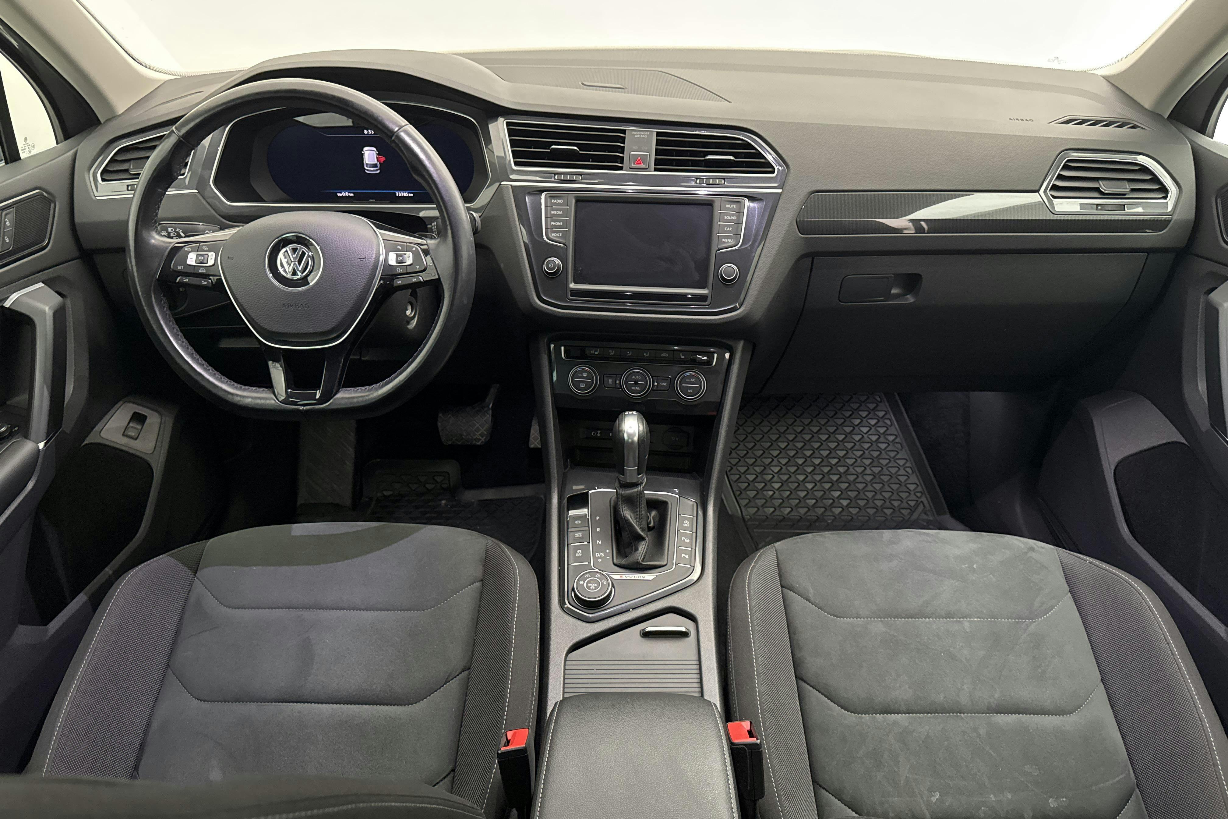 VW Tiguan 2.0 TDI 4MOTION (190hk) - 73 780 km - Automatic - silver - 2017