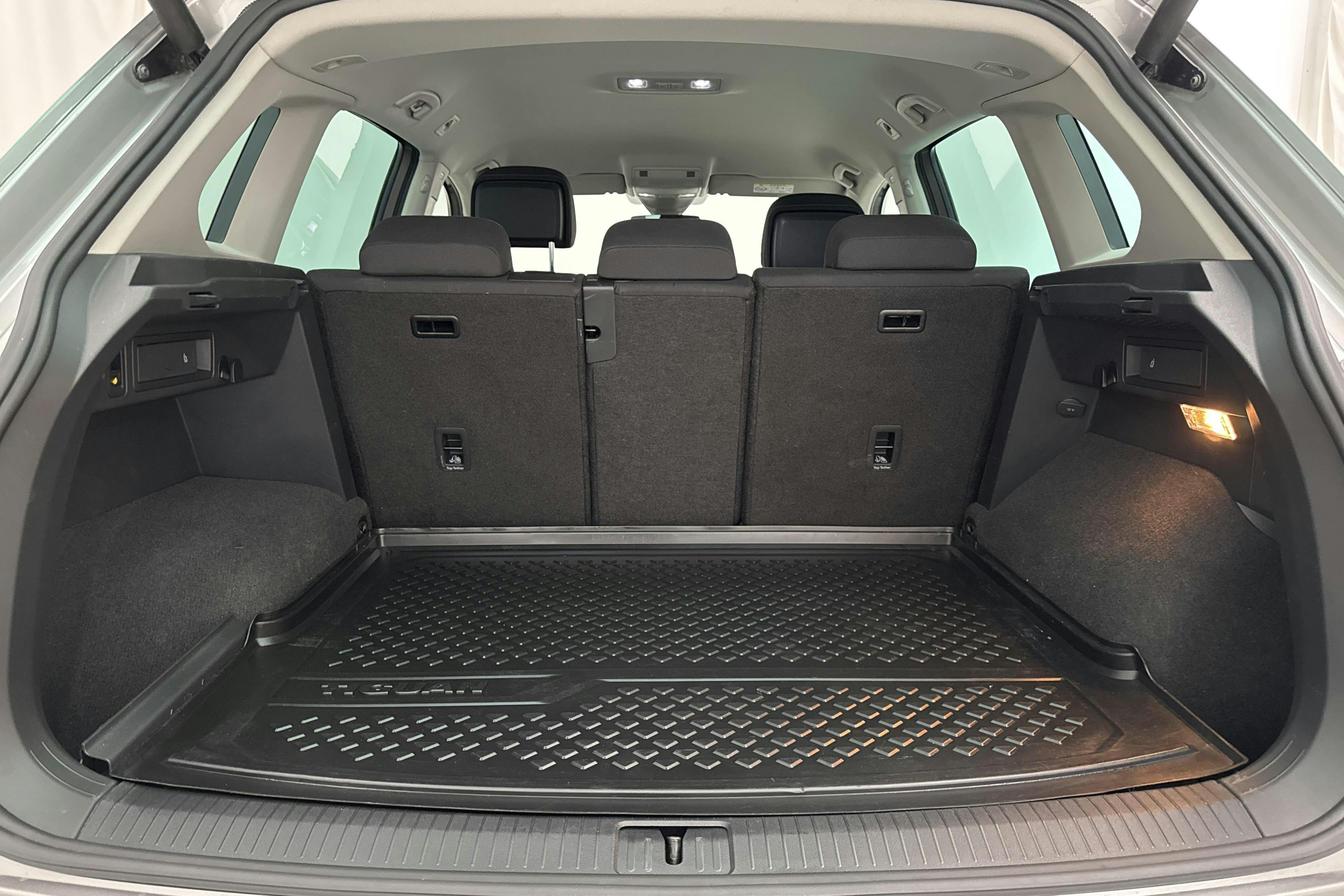 VW Tiguan 2.0 TDI 4MOTION (190hk) - 73 780 km - Automatic - silver - 2017