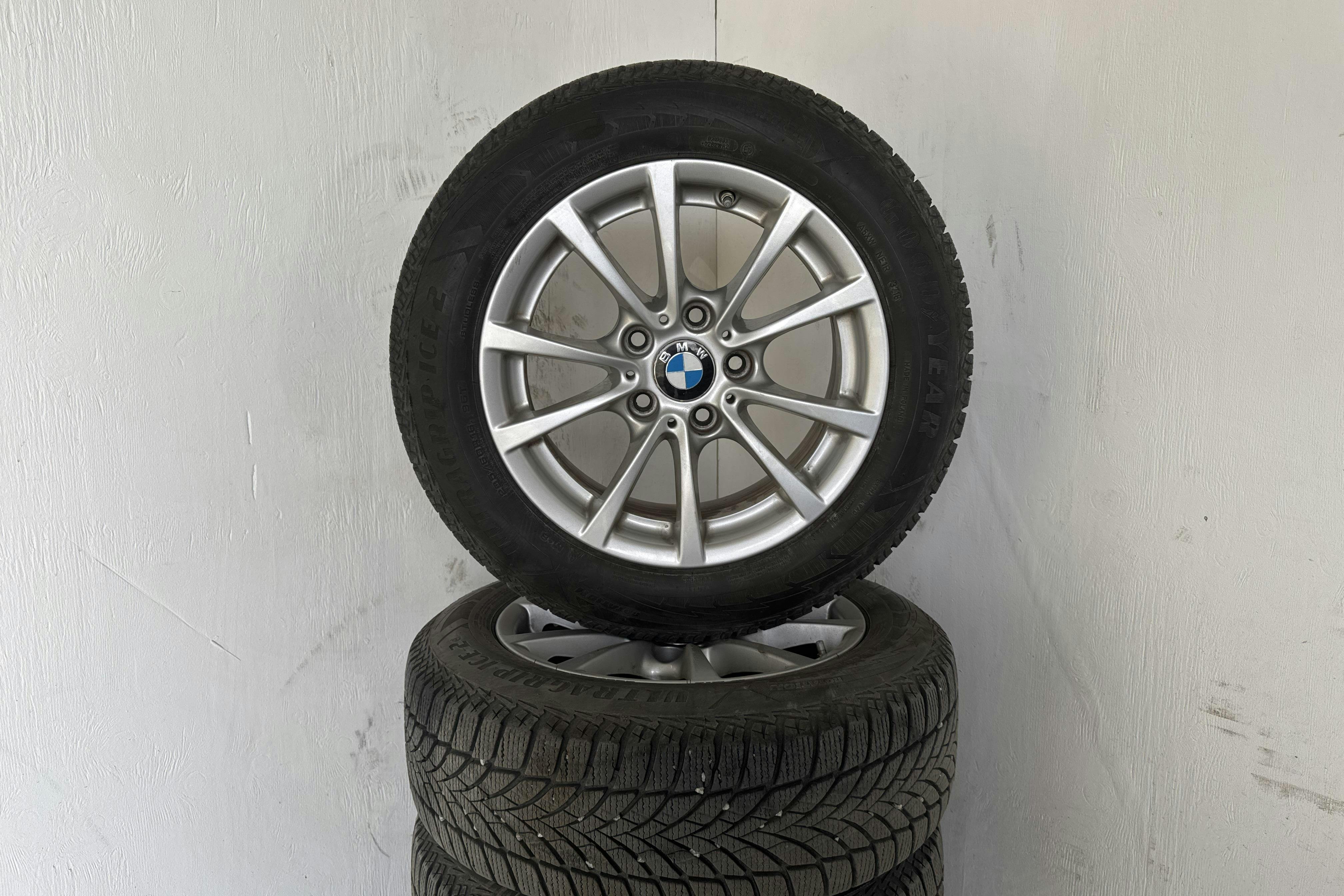 BMW 318d Touring, F31 (150hk) - 144 270 km - Automatic - silver - 2016