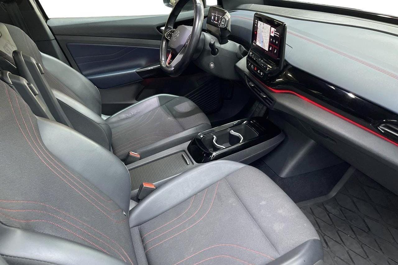 VW ID.4 GTX 77kWh AWD (299hk) - 7 256 mil - Automat - svart - 2022