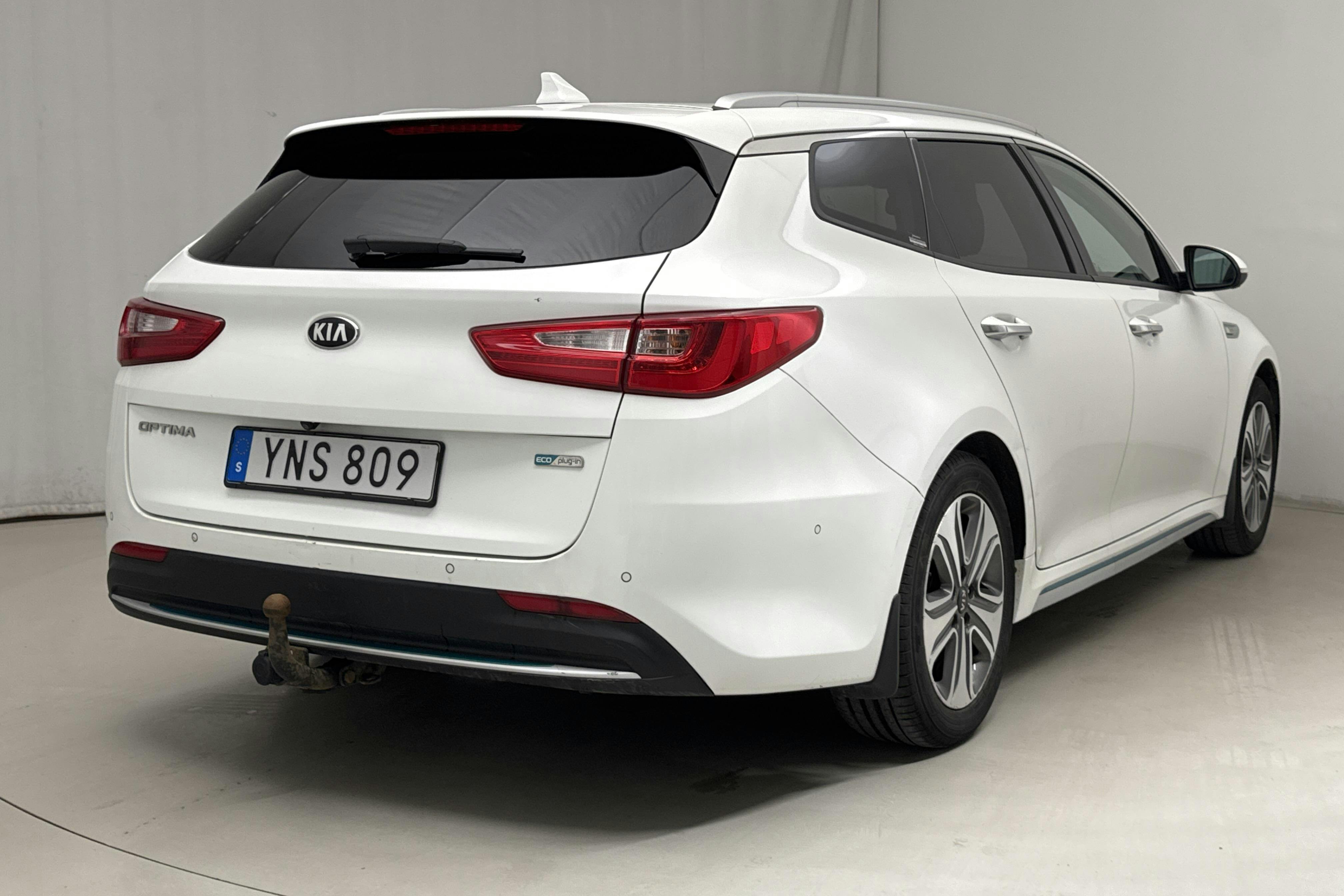 KIA Optima 2.0 GDi Plug-in Hybrid SW (205hk) - 18 477 mil - Automat - vit - 2018