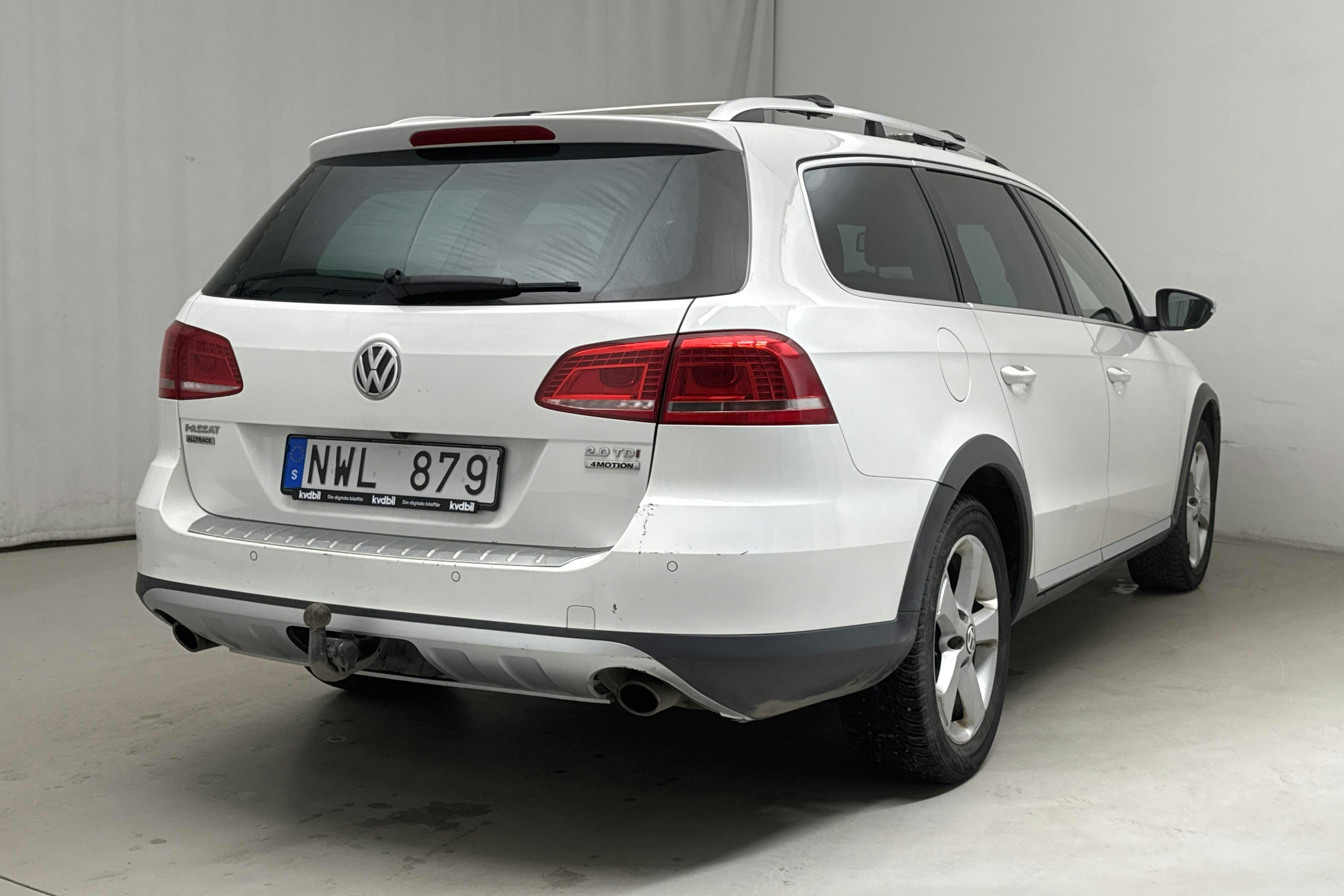 VW Passat Alltrack 2.0 TDI BlueMotion Technology 4Motion (177hk) - 18 489 mil - Automat - vit - 2014