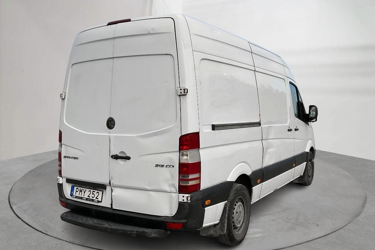 Mercedes Sprinter 213 CDI (129hk) - 291 120 km - Automatic - white - 2016