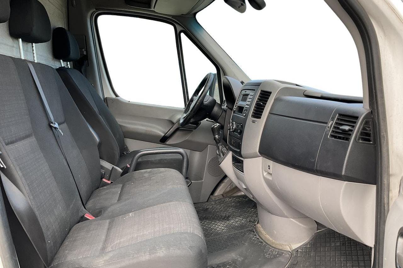Mercedes Sprinter 213 CDI (129hk) - 291 120 km - Automatic - white - 2016