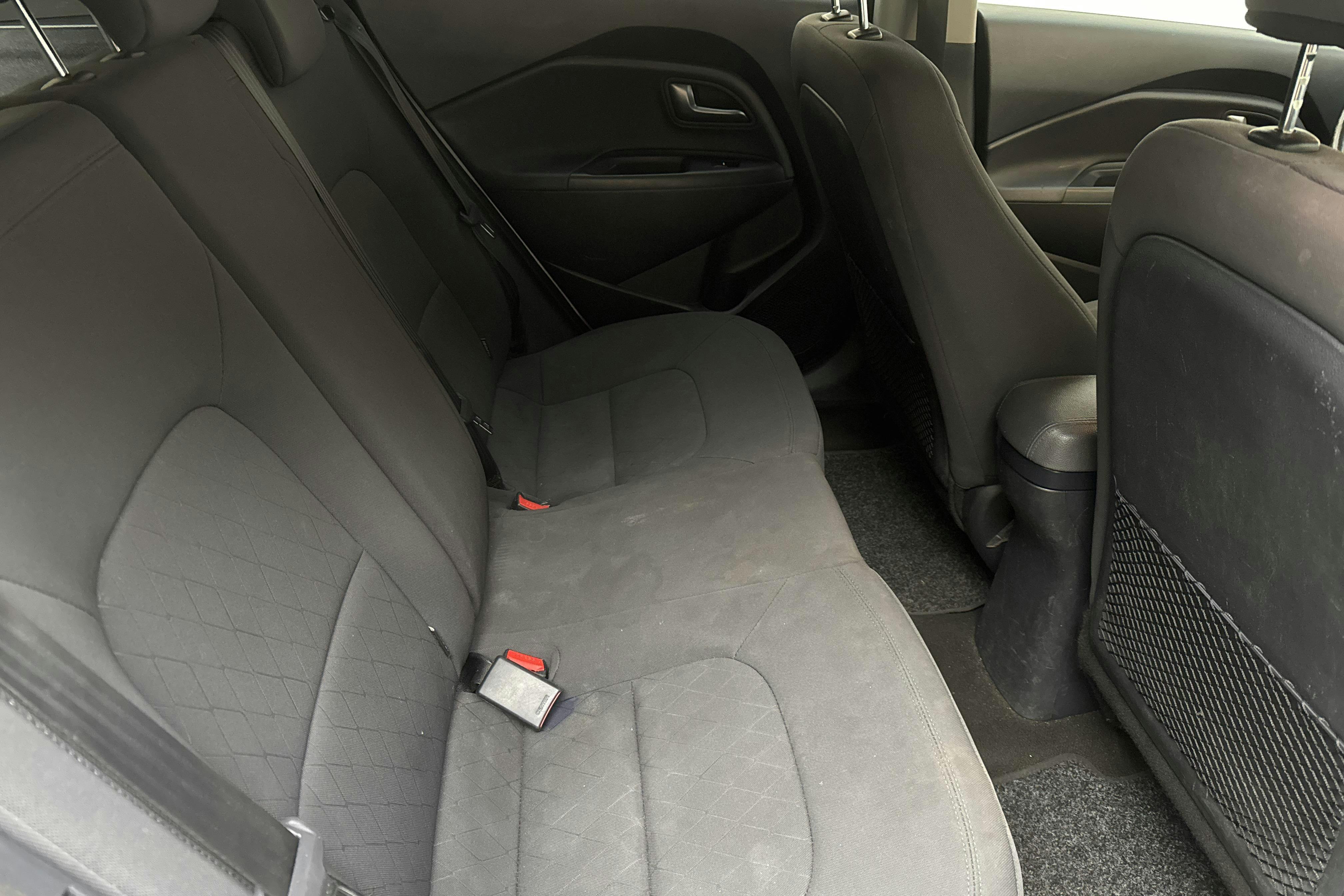 KIA Rio 1.2 (85hk) - 67 260 km - Manual - white - 2016