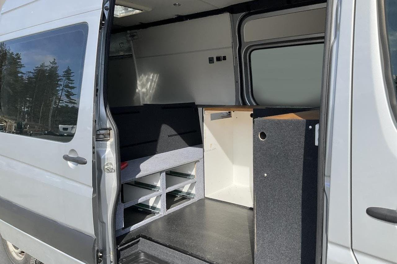 VW Crafter 35 2.0 TDI Skåp (163hk) - 105 540 km - Käsitsi - hõbe - 2016